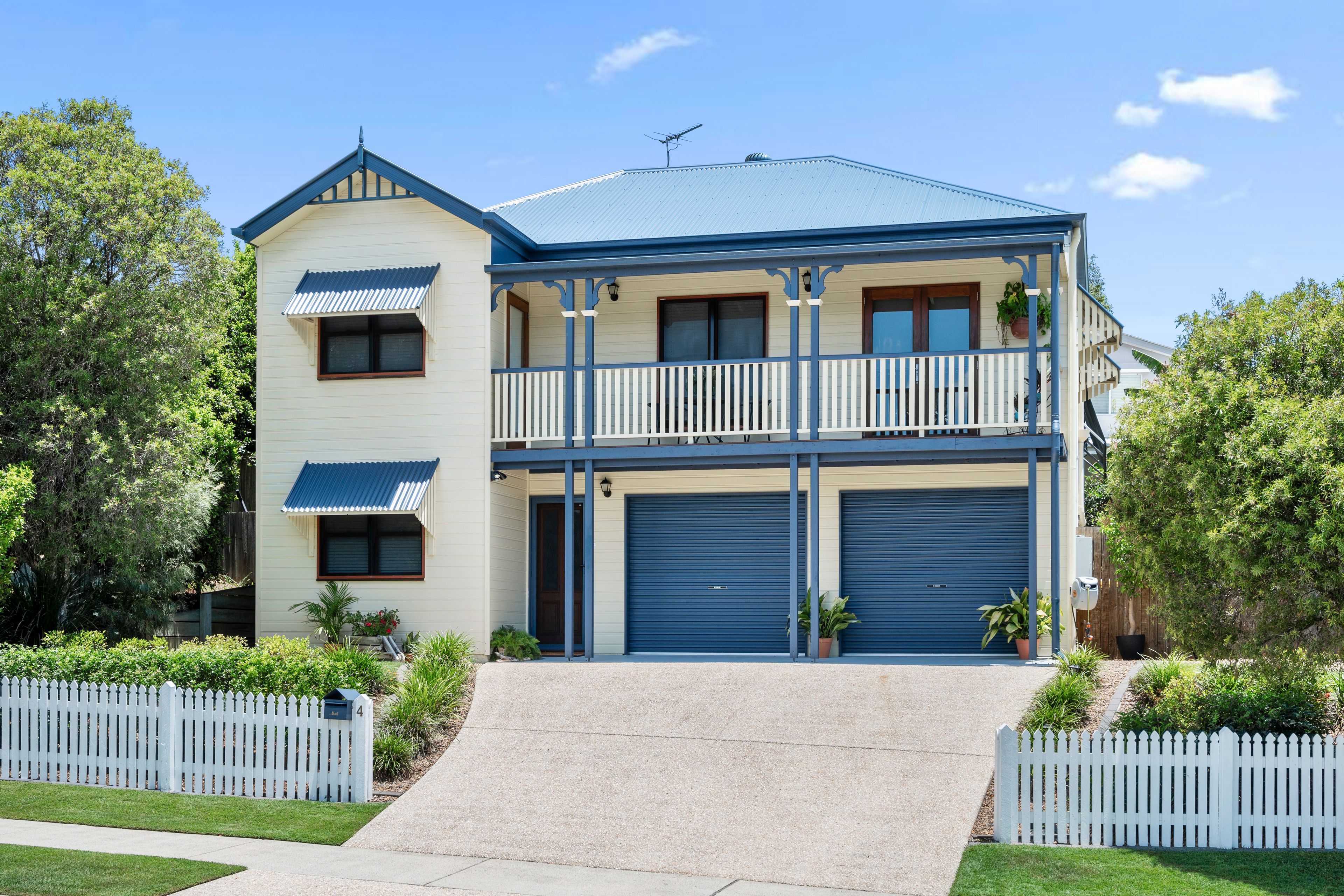 4 Jarrah Place, Springfield Lakes QLD 4300
