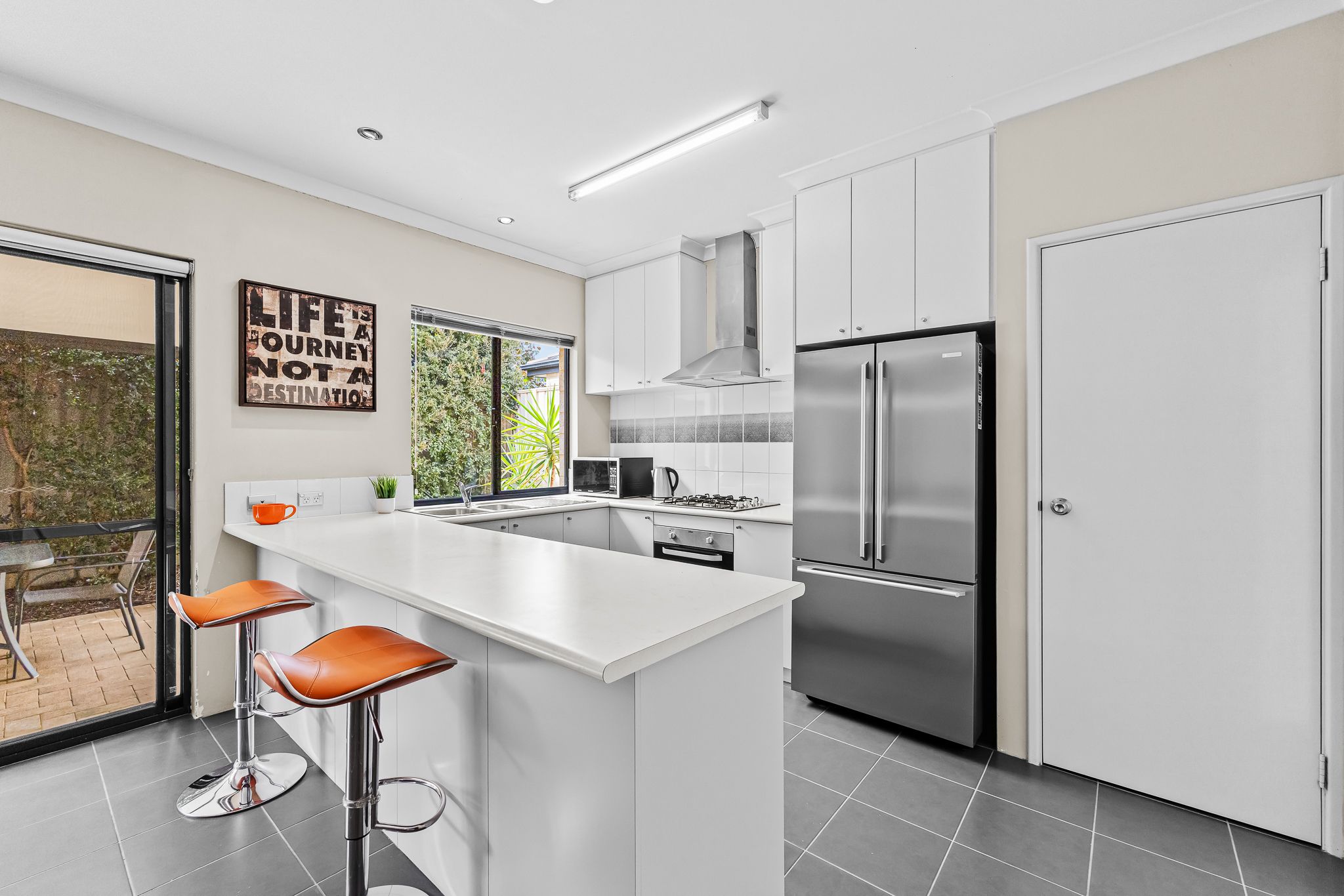 16 Hiscox Place, Redcliffe, WA 6104