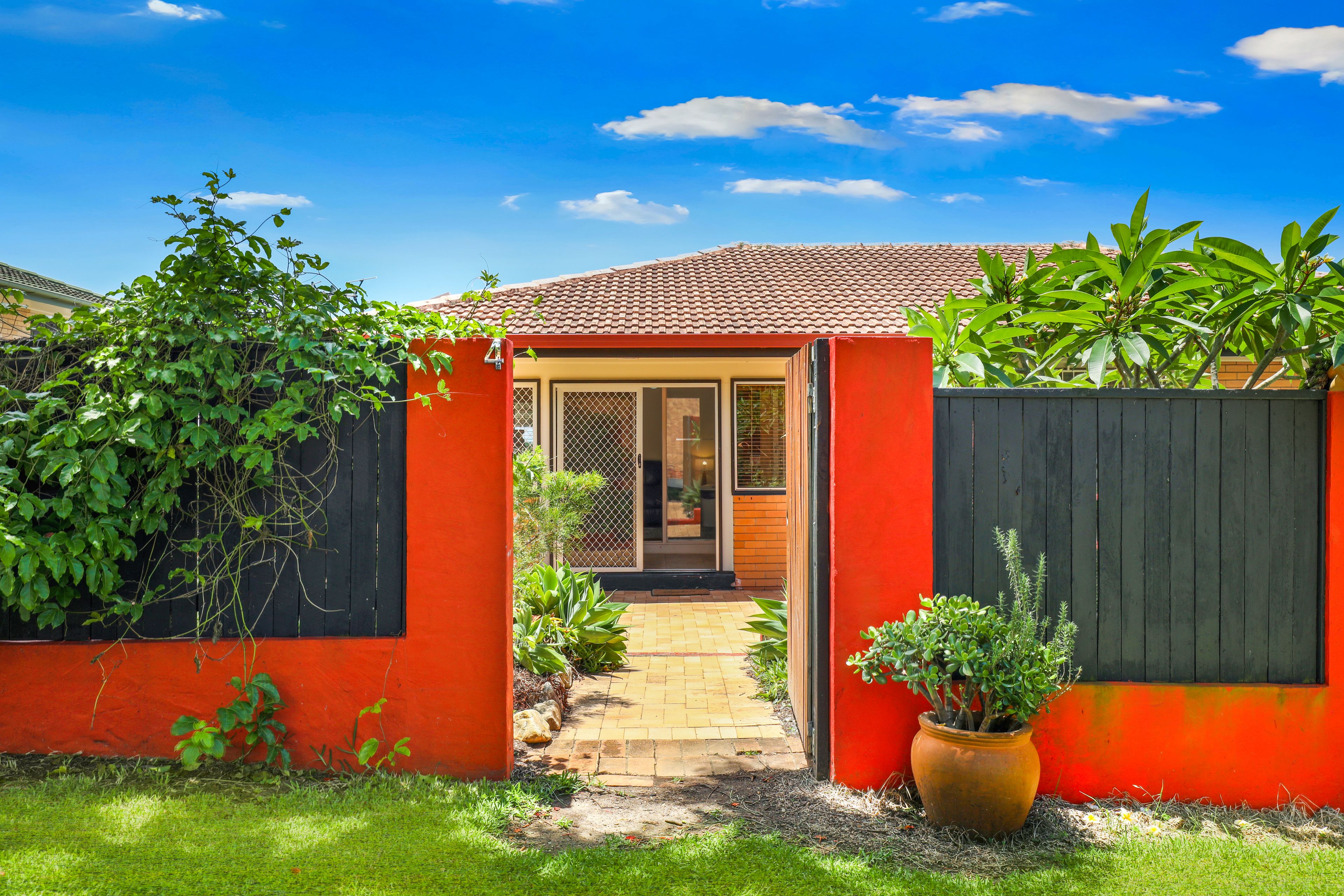 4 Ibsen Street, Aspley, QLD 4034