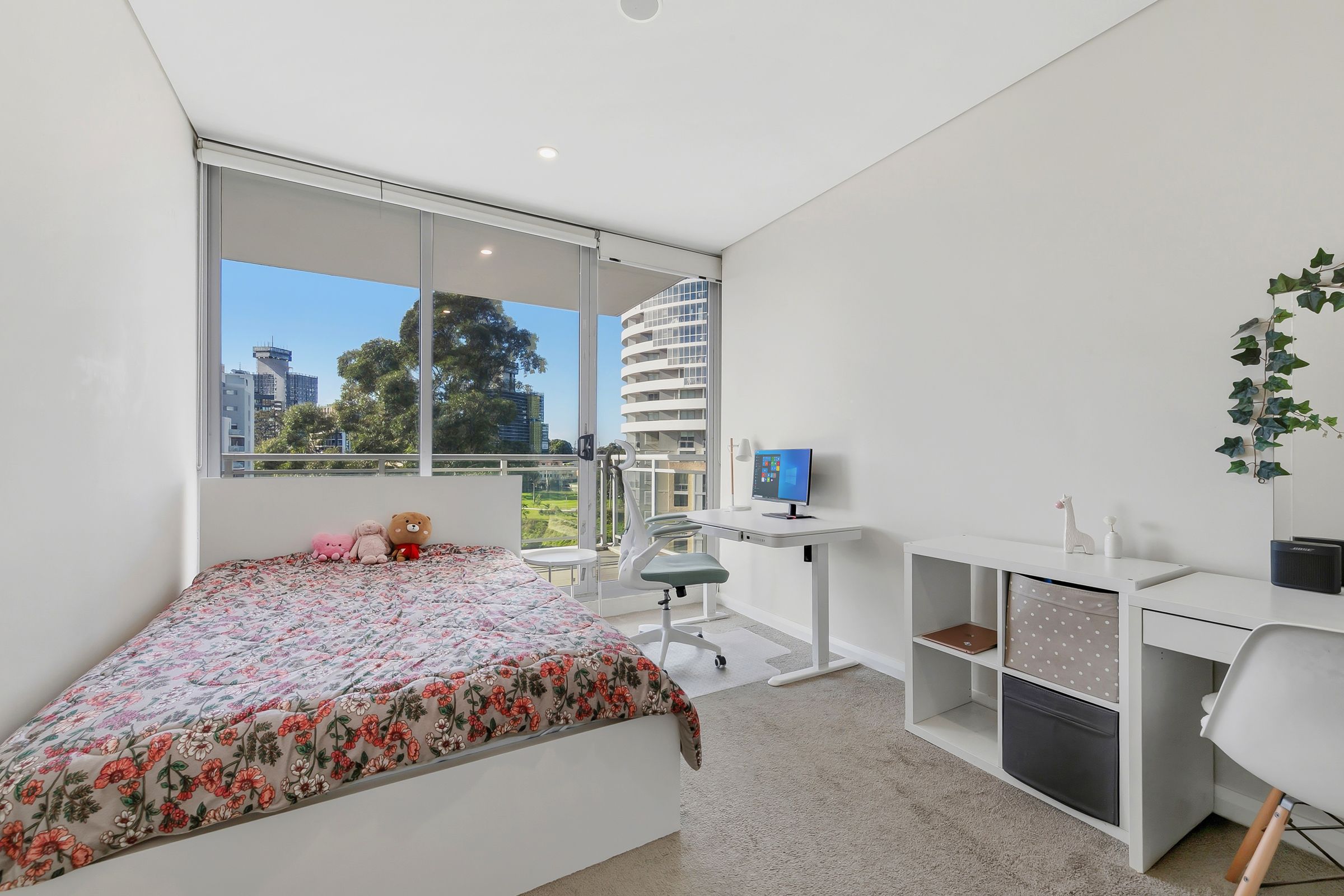 167/10 Thallon Street — photo 6 of 13