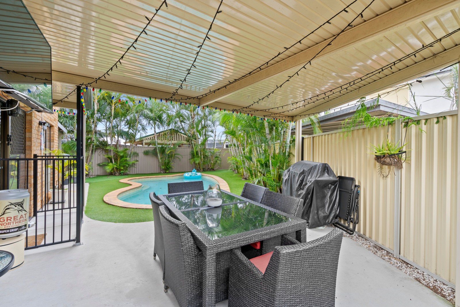 2/29 Maiala Close, Paradise Point, QLD 4216