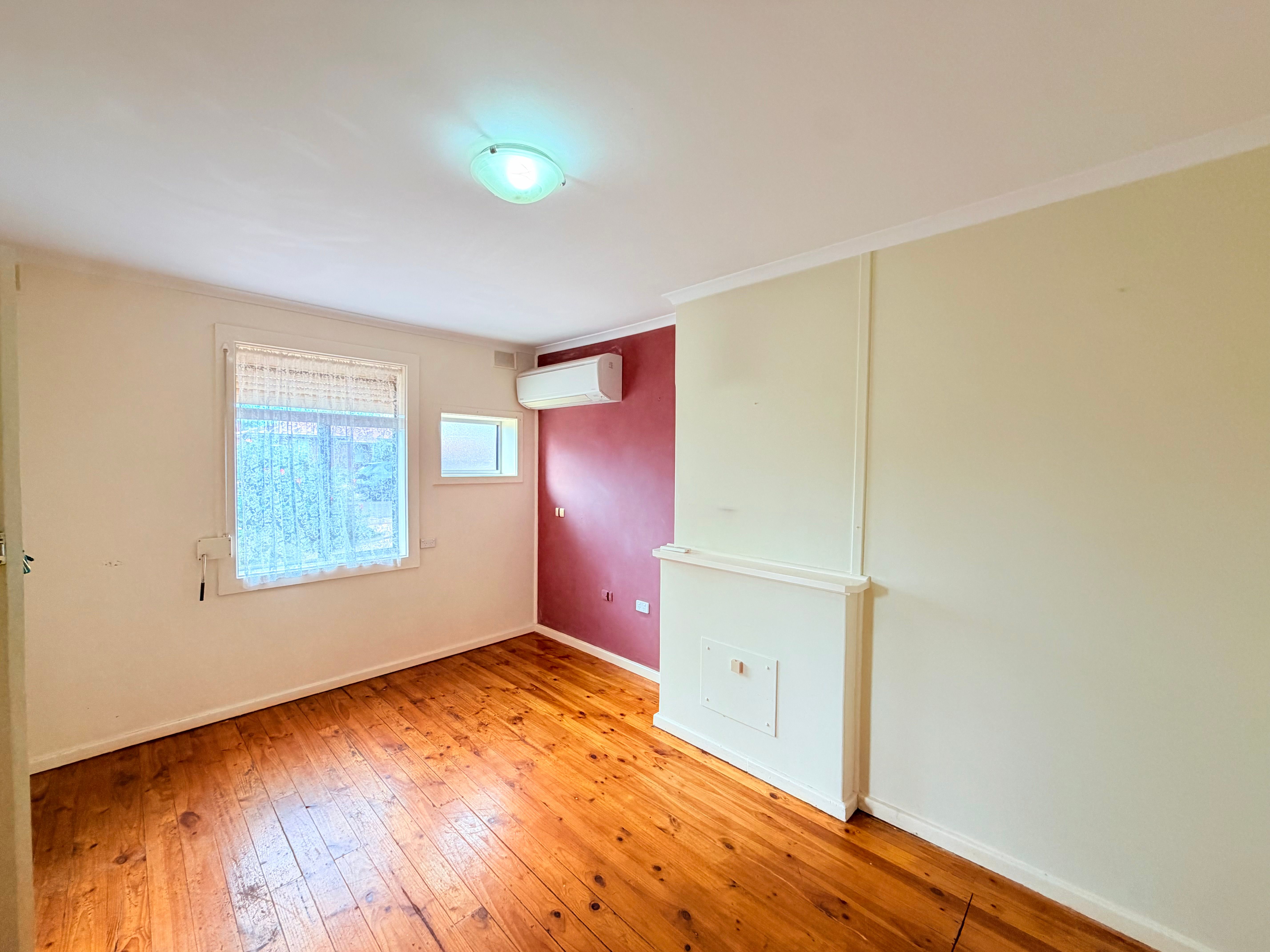 25 Dennis Street — photo 4 of 11