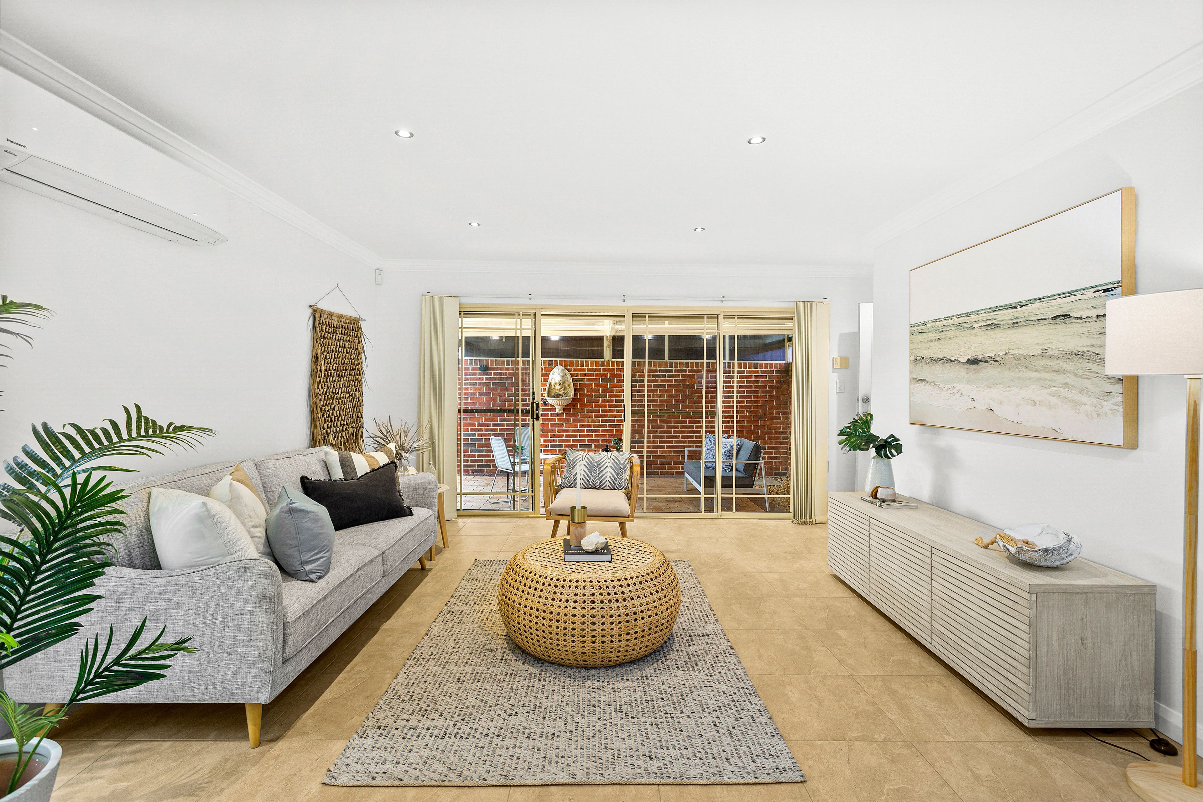 2-4 Bellevue Road, Figtree NSW 2525