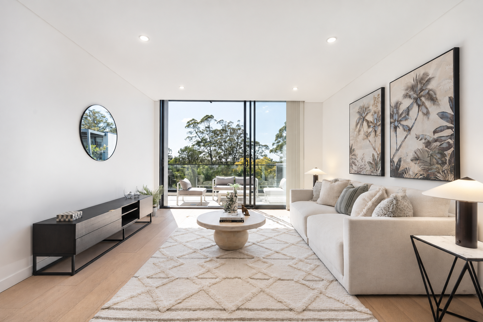 27/1 Womerah Street — photo 3 of 16