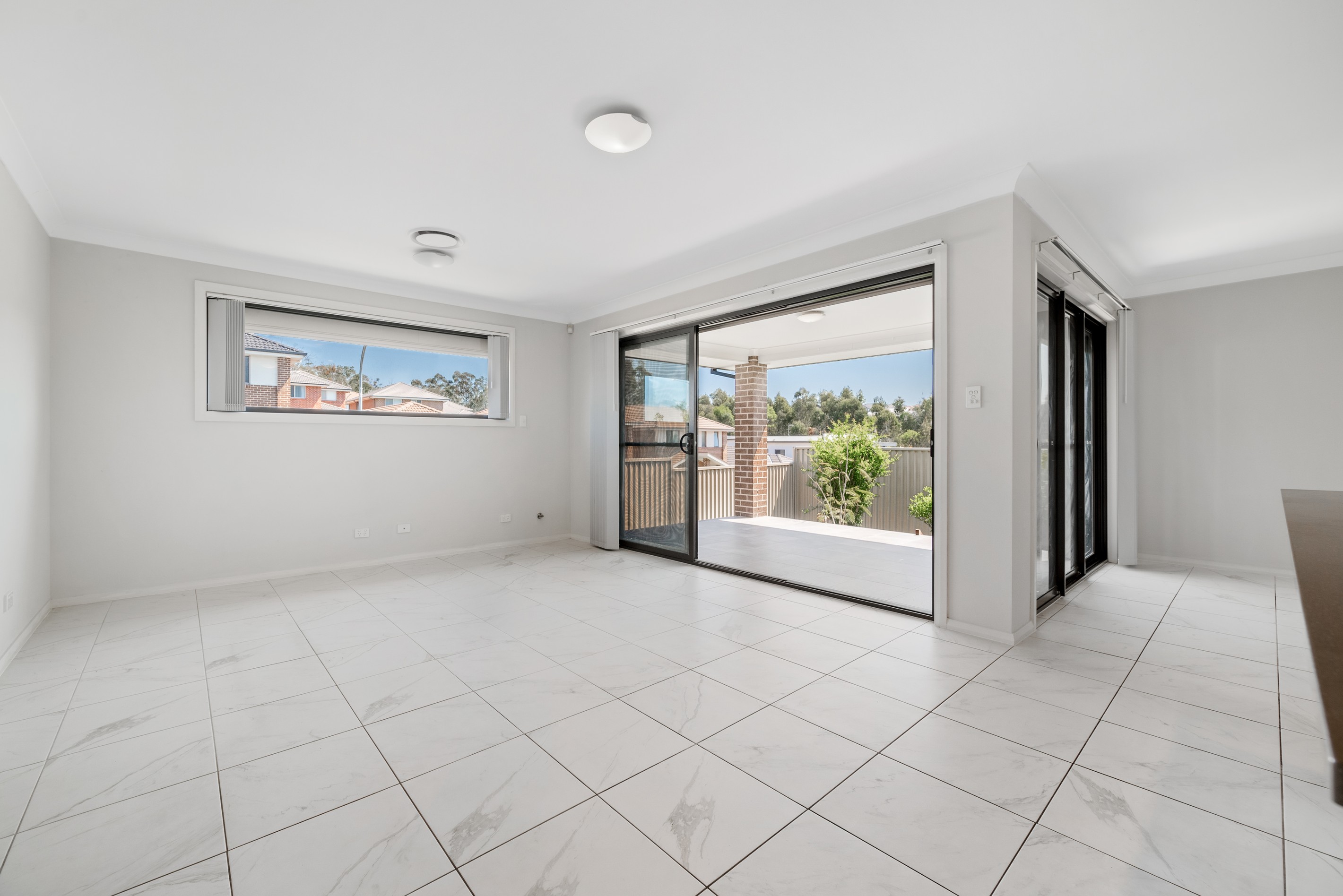 137 Atlantic Boulevarde, Glenfield, NSW 2167