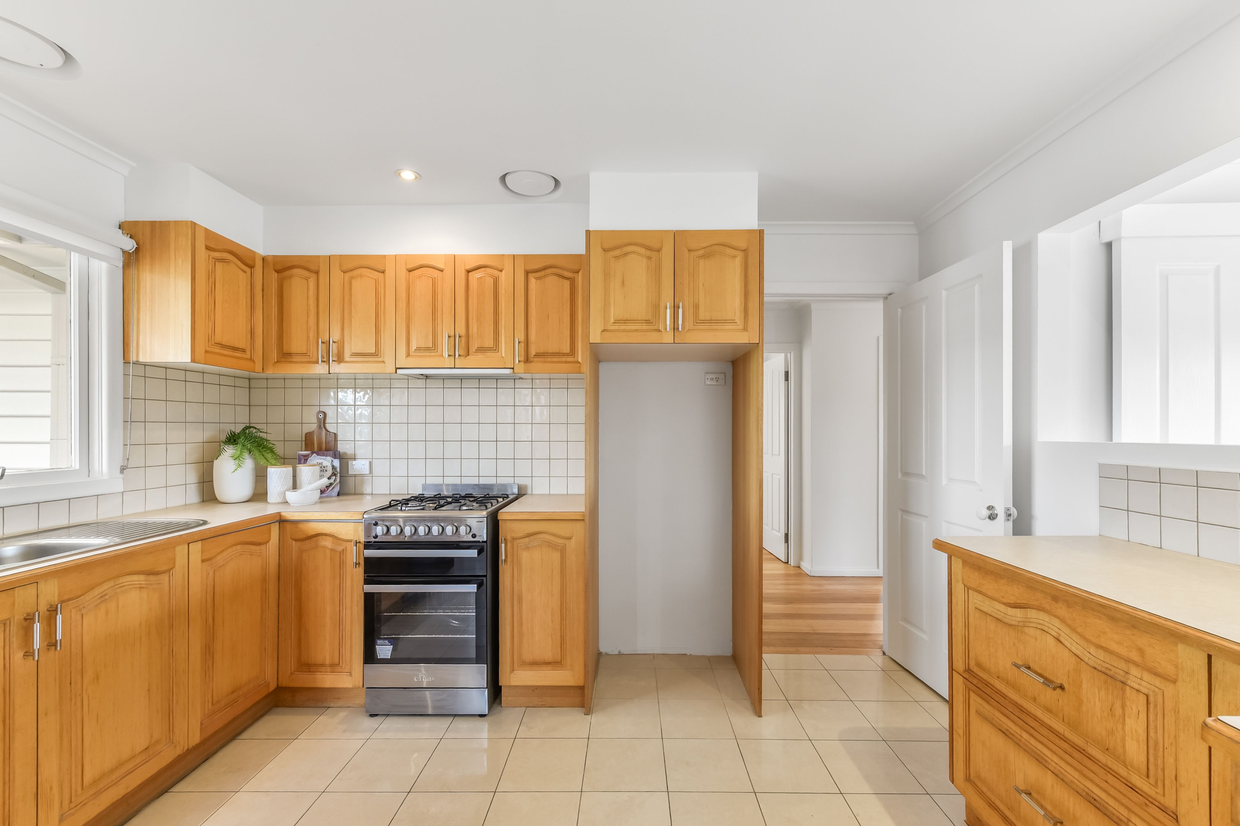 10 Tainton Road — photo 7 of 21