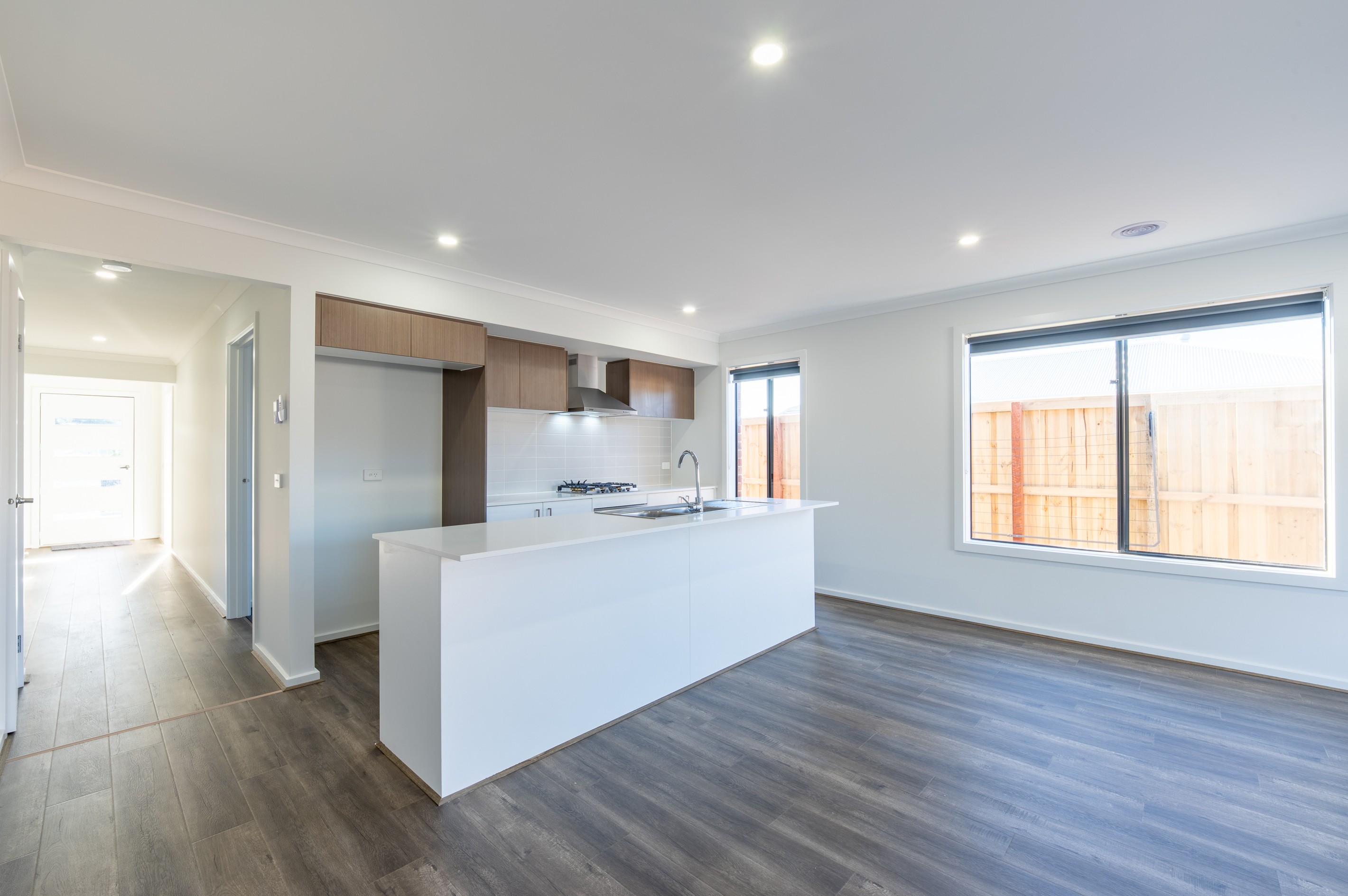 39 Batehaven Crescent, Donnybrook, VIC 3064