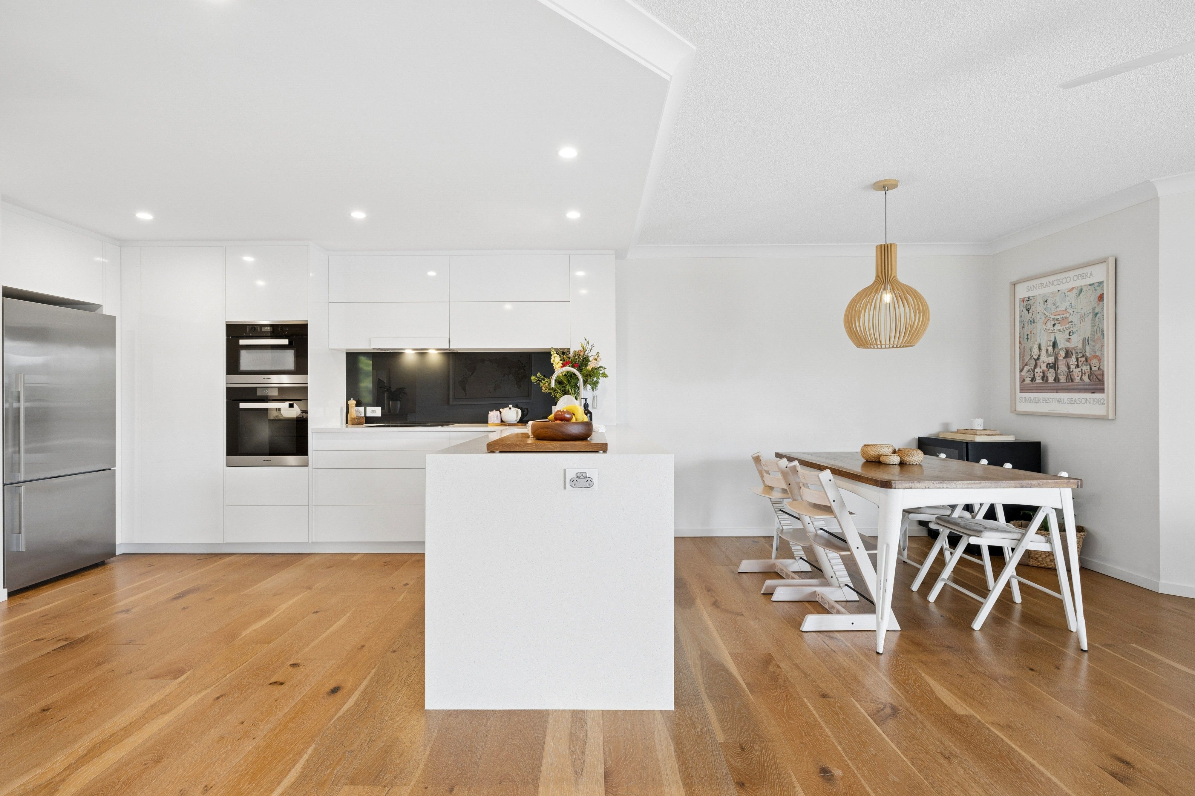 10/179 Baroona Road — photo 3 of 18