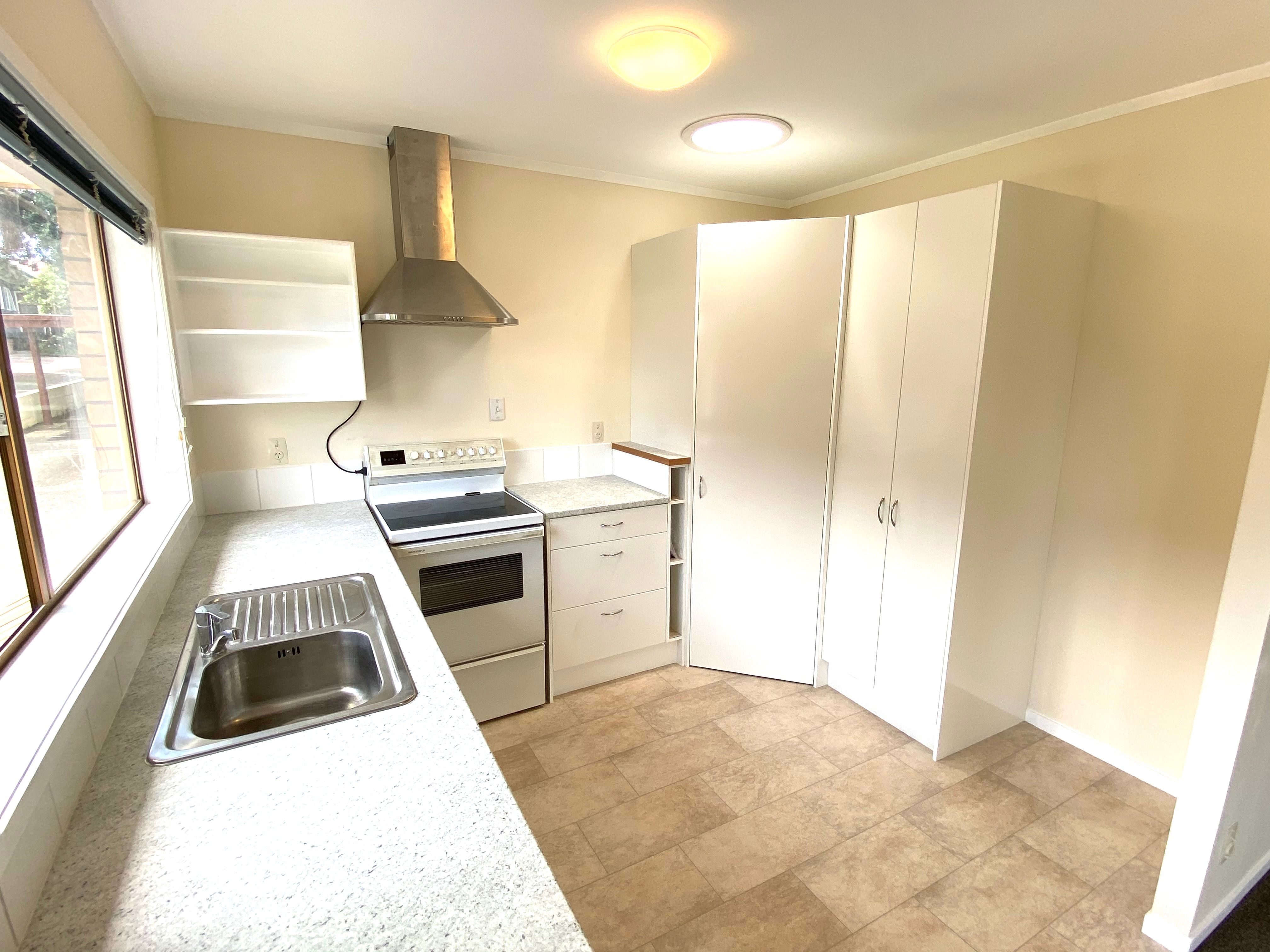 1/42 Galvan Avenue, Sunnyhills, Manukau City