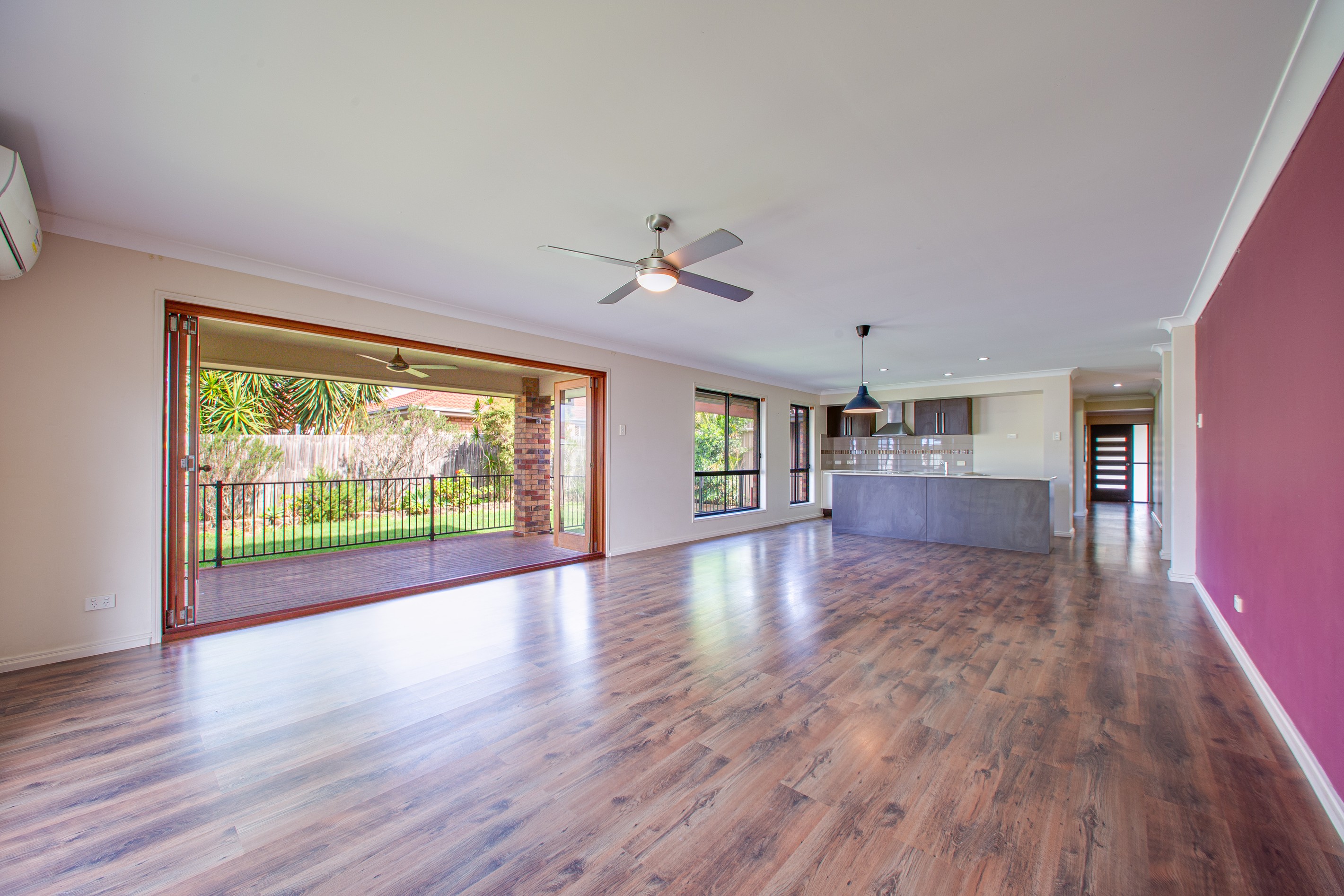 2 Wattle Crescent, Raceview, QLD 4305