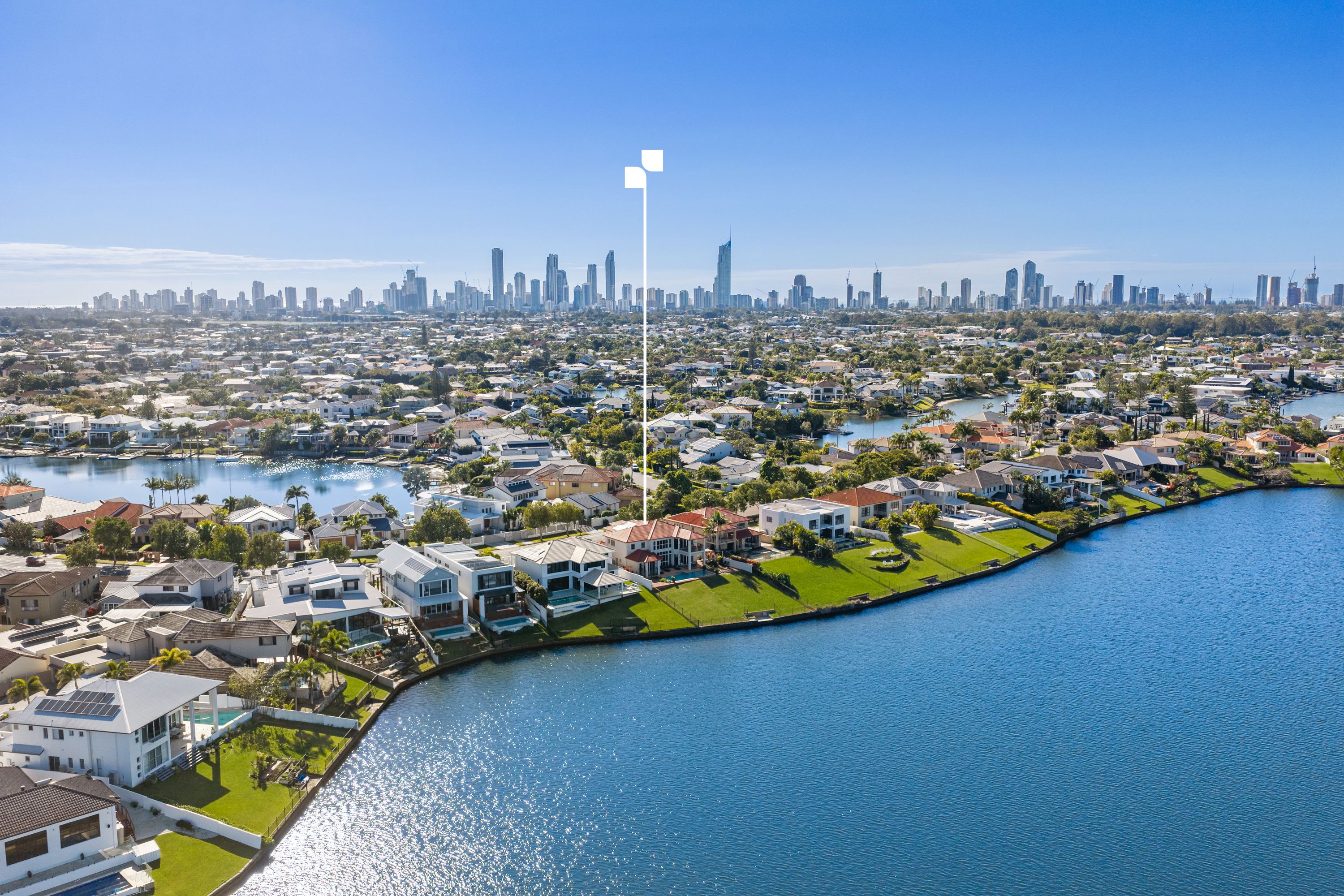 85 Edinburgh Road, Benowa Waters, QLD 4217