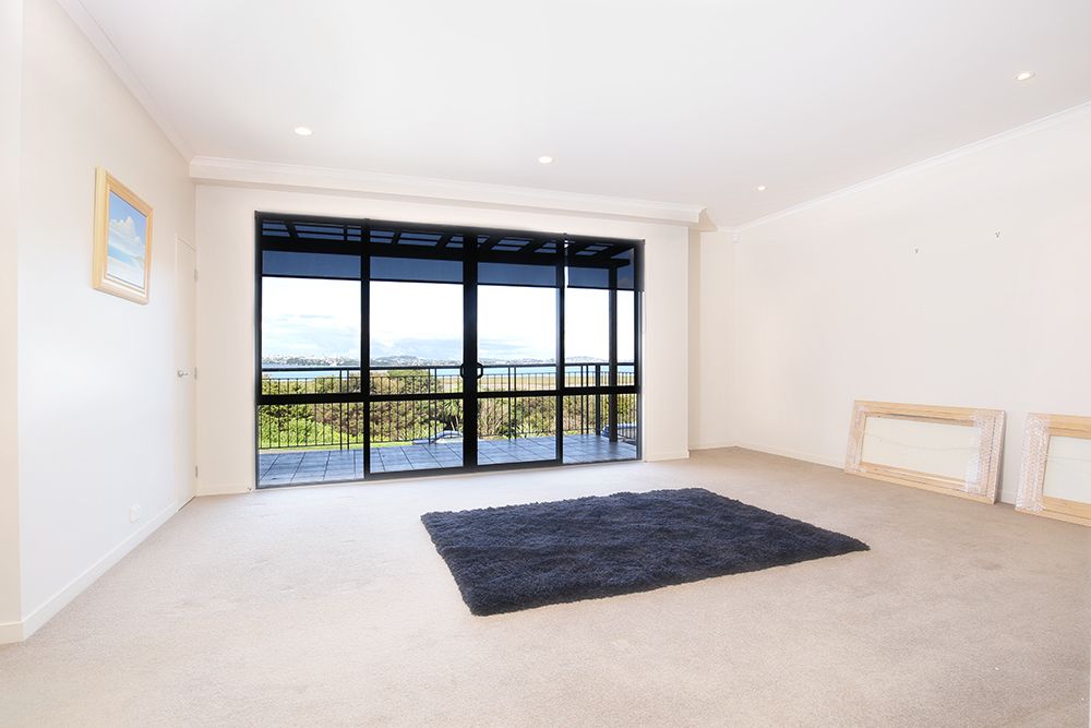 18 Provence Esplande, Te Atatu Peninsula, Waitakere City