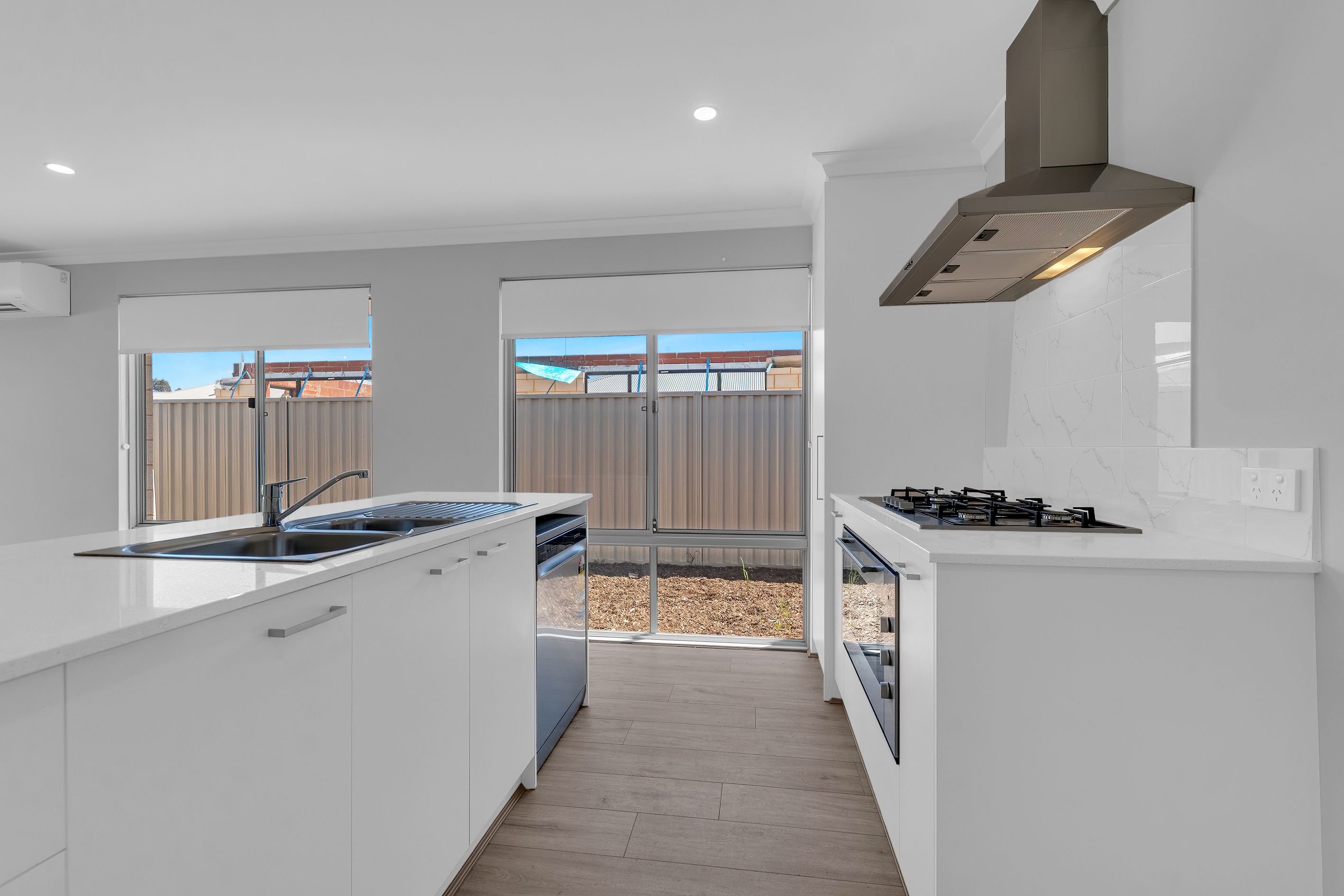 1 Akuna Way — photo 6 of 16