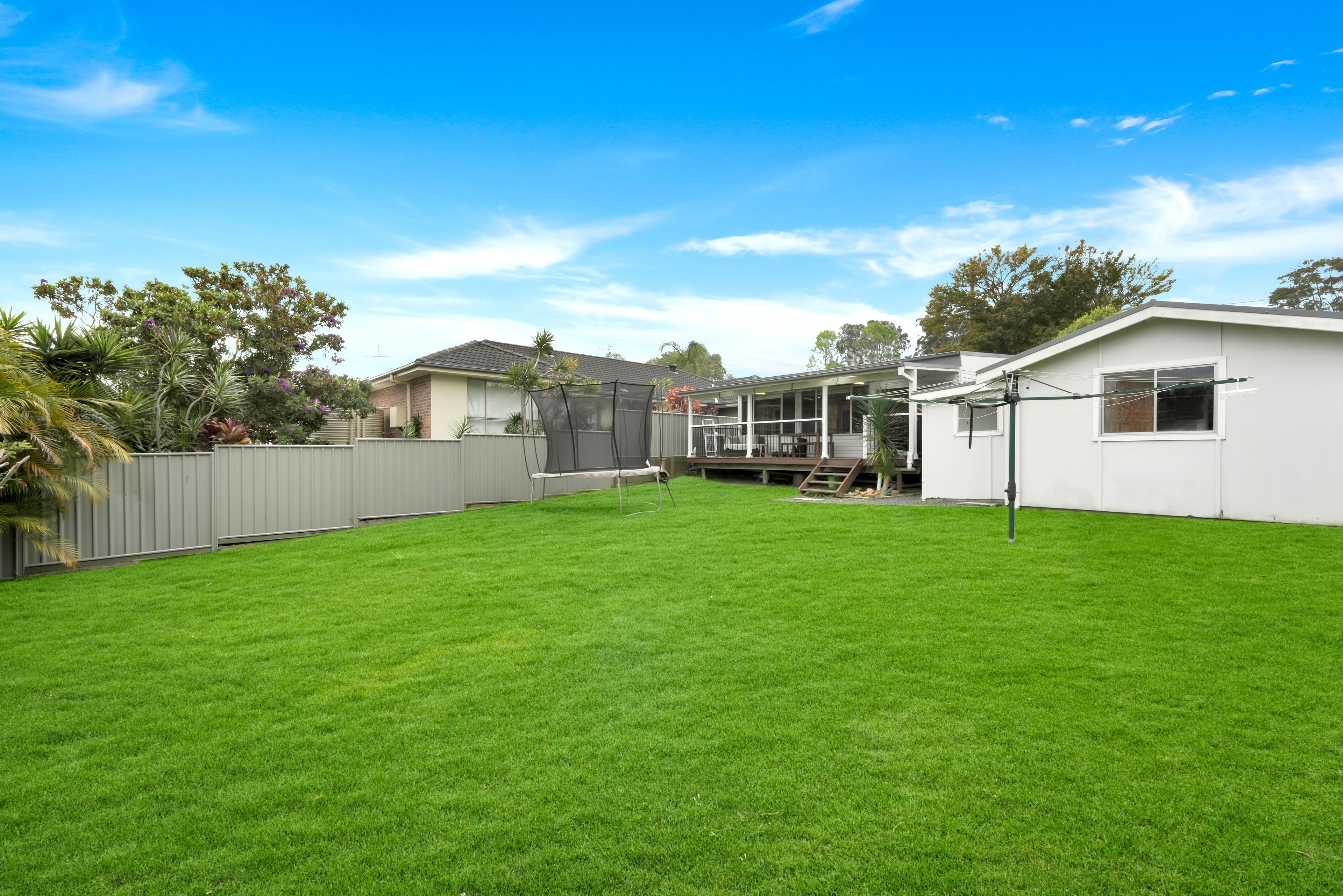 8 Jirramba Avenue — photo 9 of 12