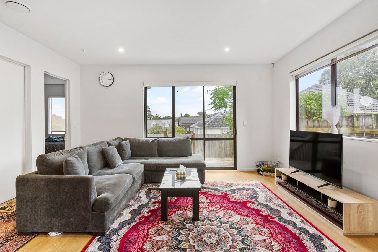 61 Ernie Pinches Street, Mount Roskill, Auckland City