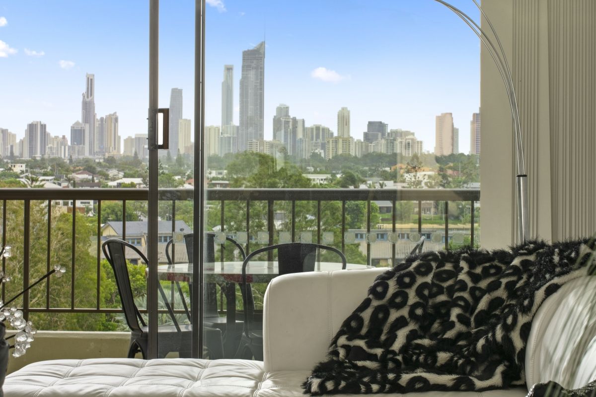 54 Hooker Boulevard, Mermaid Waters QLD 4218