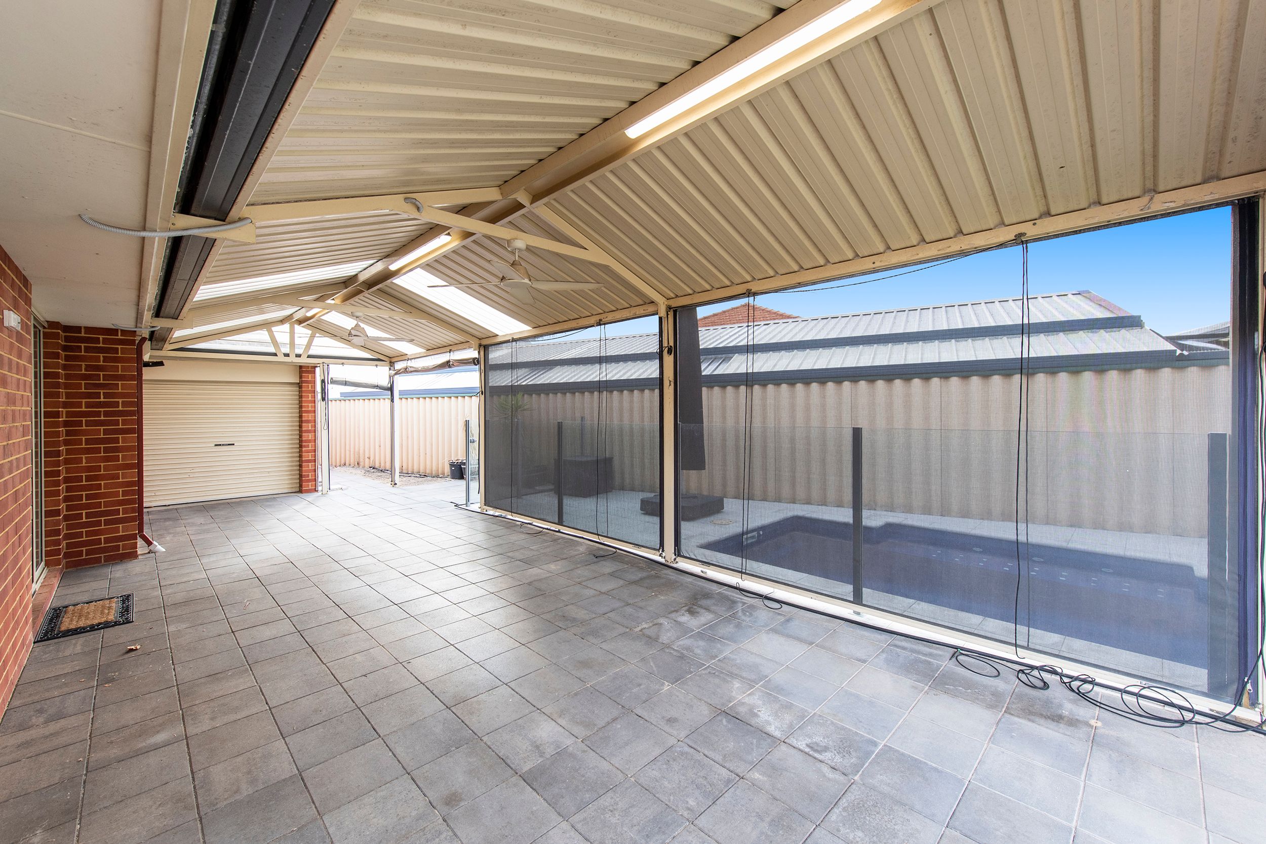 8 Georgina Road, Port Kennedy WA 6172