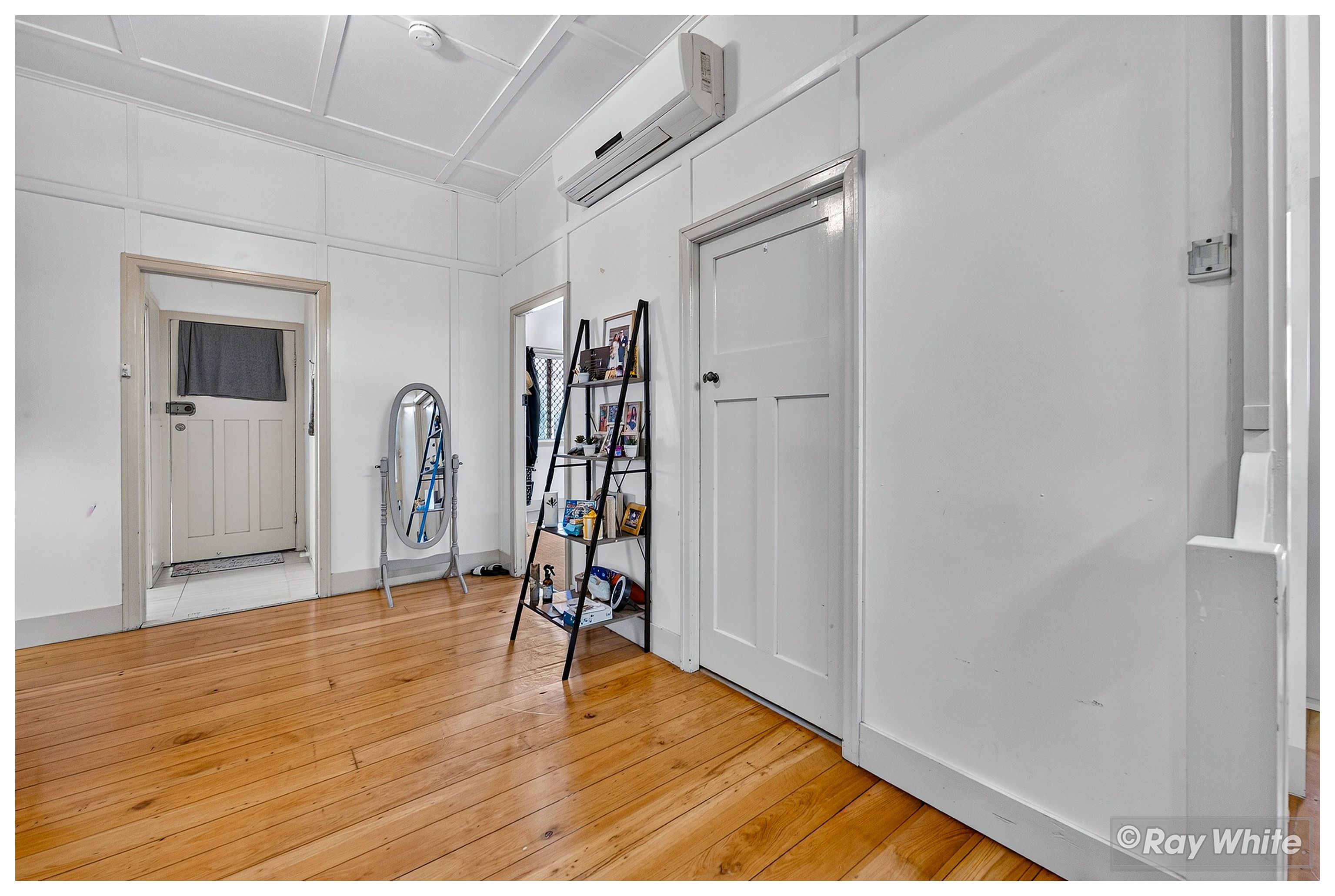 130 NOBBS Street — photo 7 of 18