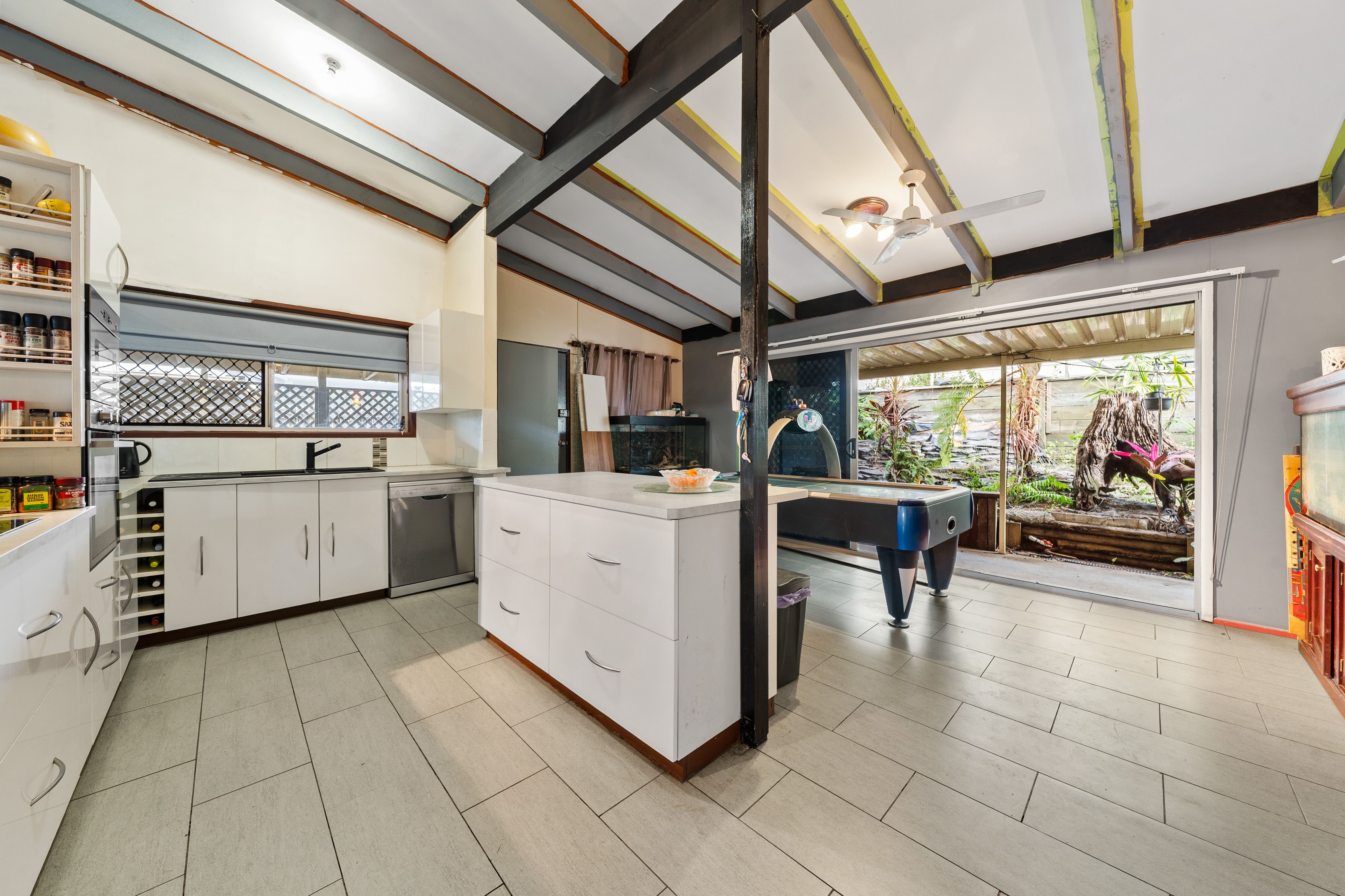 28 Grove Road — photo 7 of 22