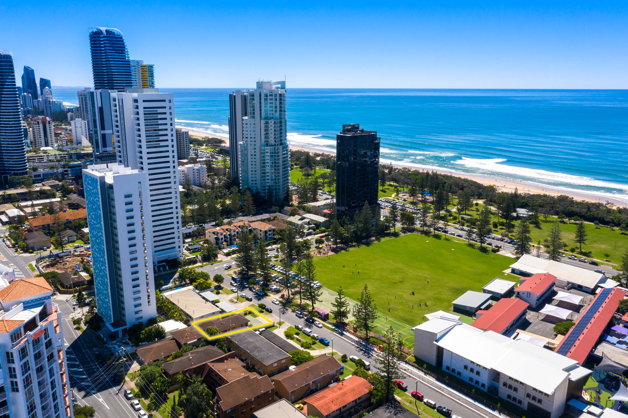 20 Mary Avenue, Broadbeach QLD 4218