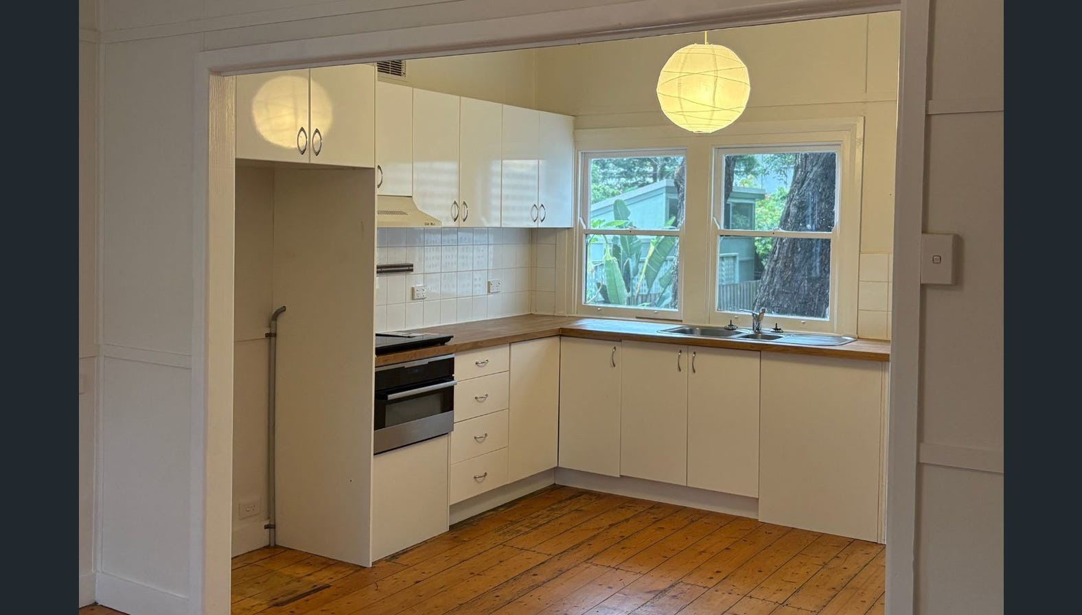 10 Putty Beach Road, Killcare, NSW 2257