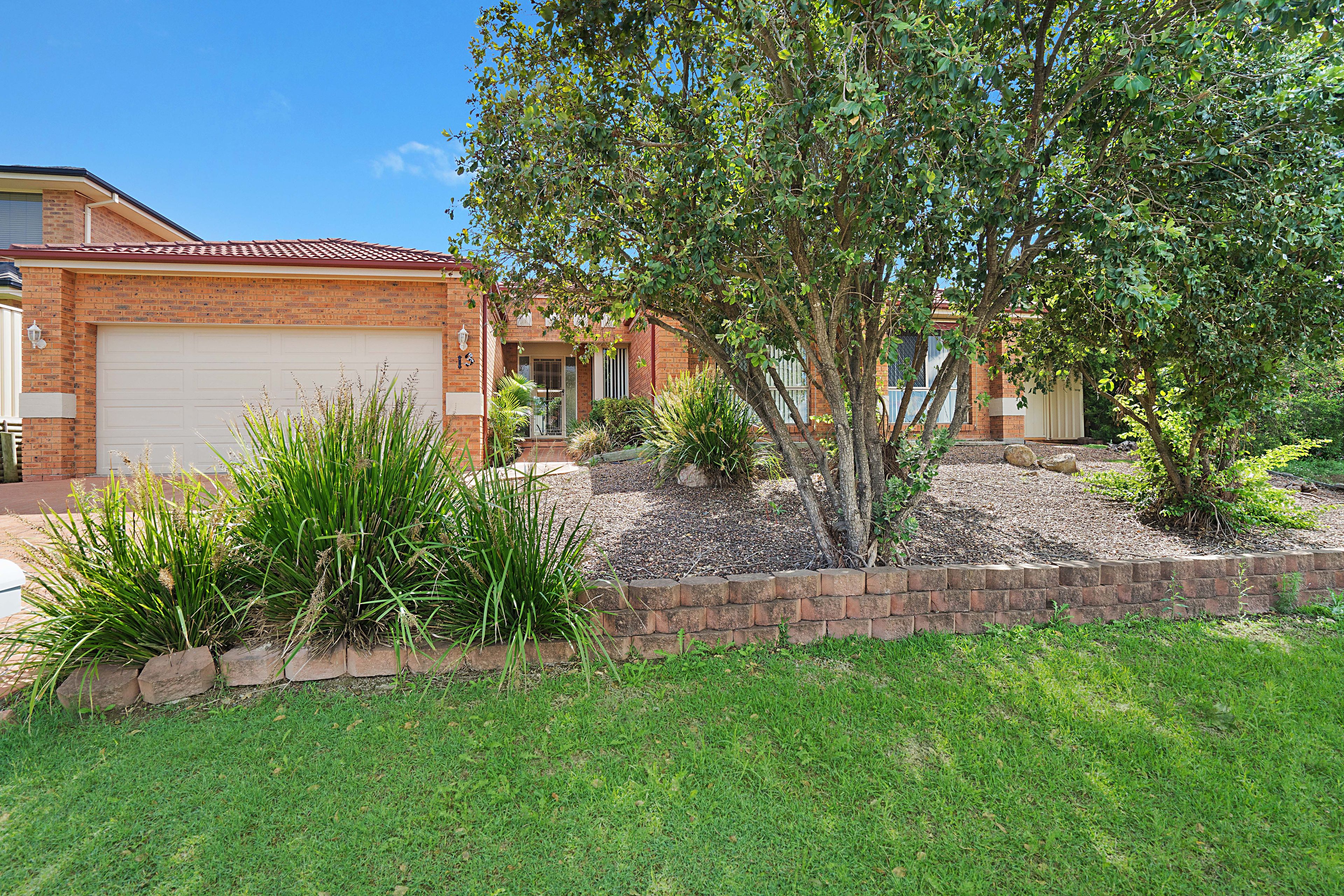 13 Yaldara Avenue, Thornton, NSW 2322