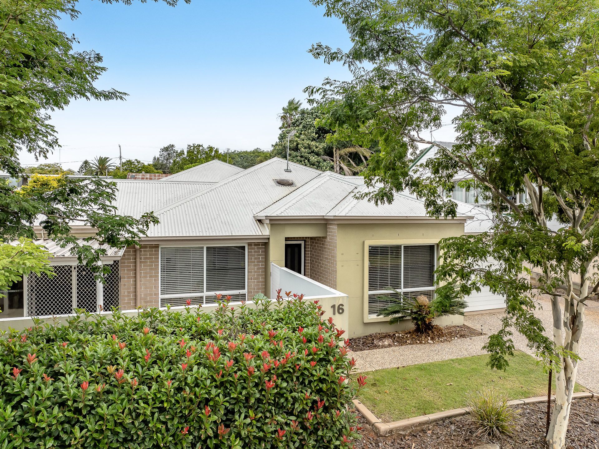 16 Rivett Street, South Toowoomba QLD 4350