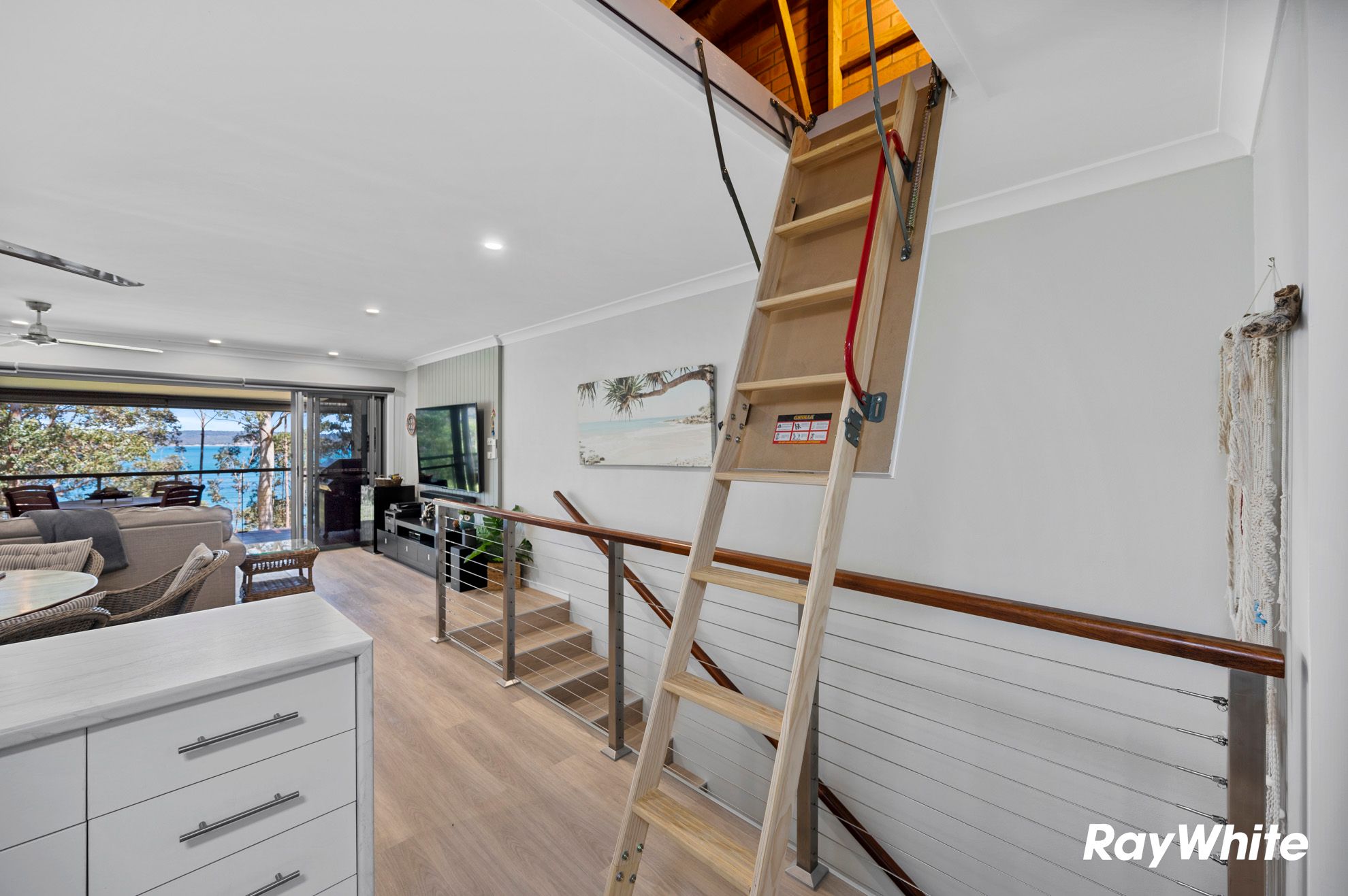 83a Northcove Road — photo 9 of 30
