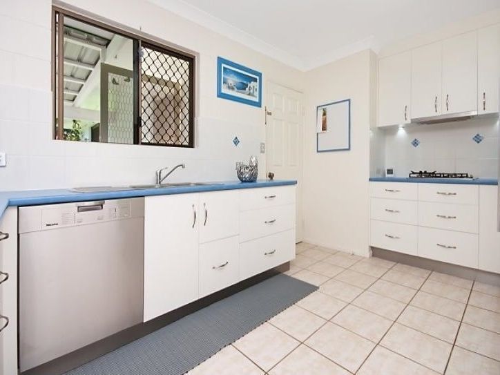 33 Chiquita Avenue, Rasmussen, QLD 4815