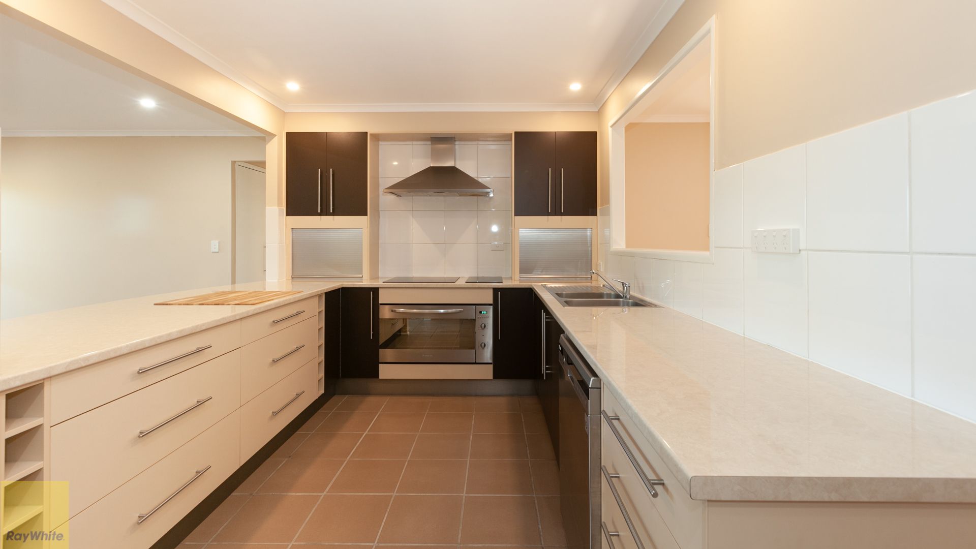 2 Innes Crescent, Cornubia, QLD 4130