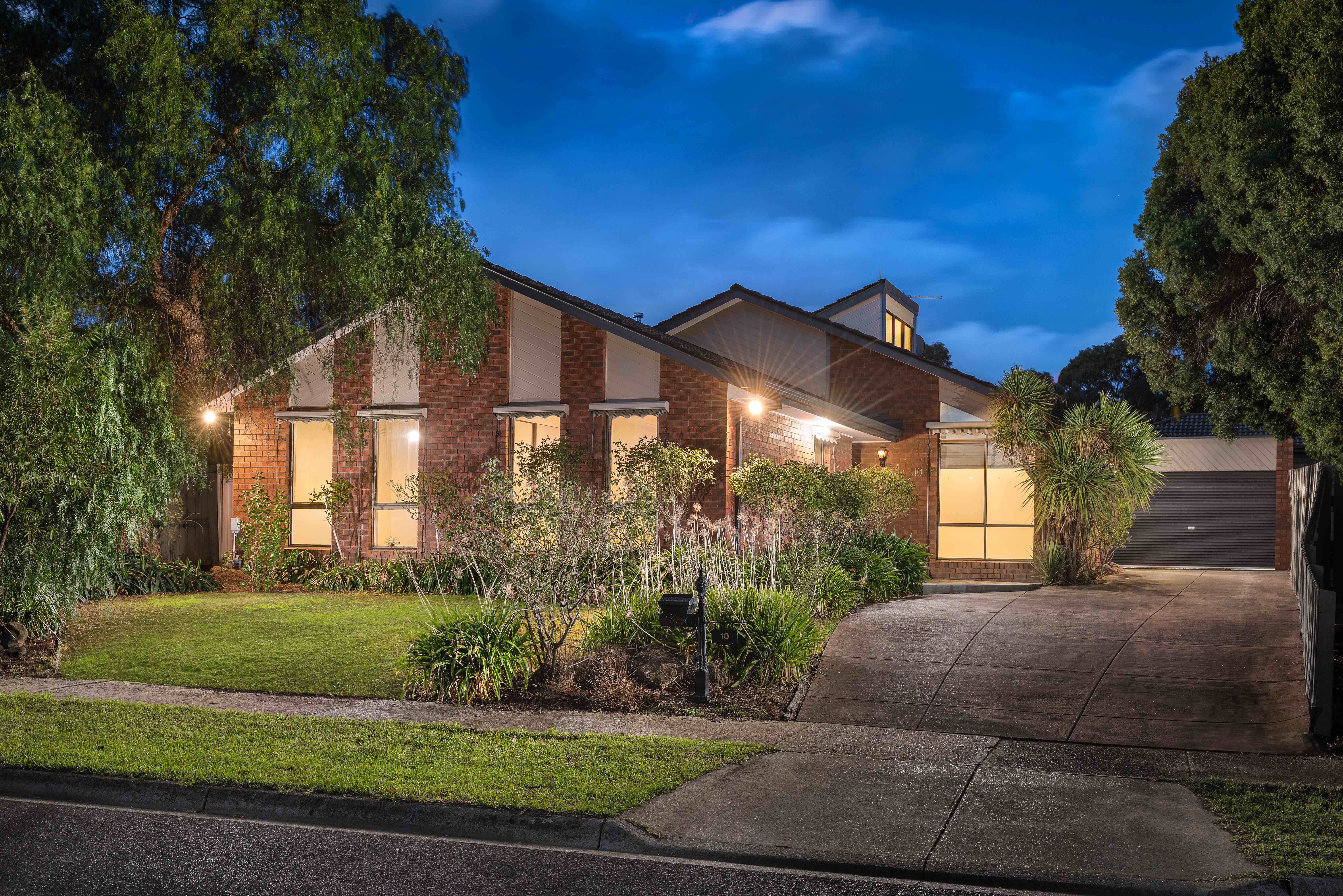 10 Doubell Court, Mill Park VIC 3082