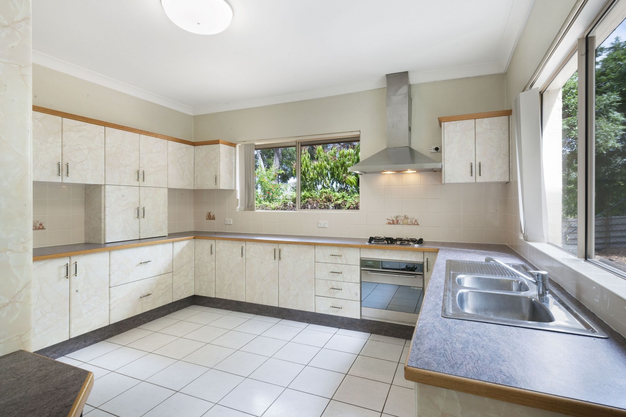 2/3 Hall Avenue, Thornleigh, NSW 2120