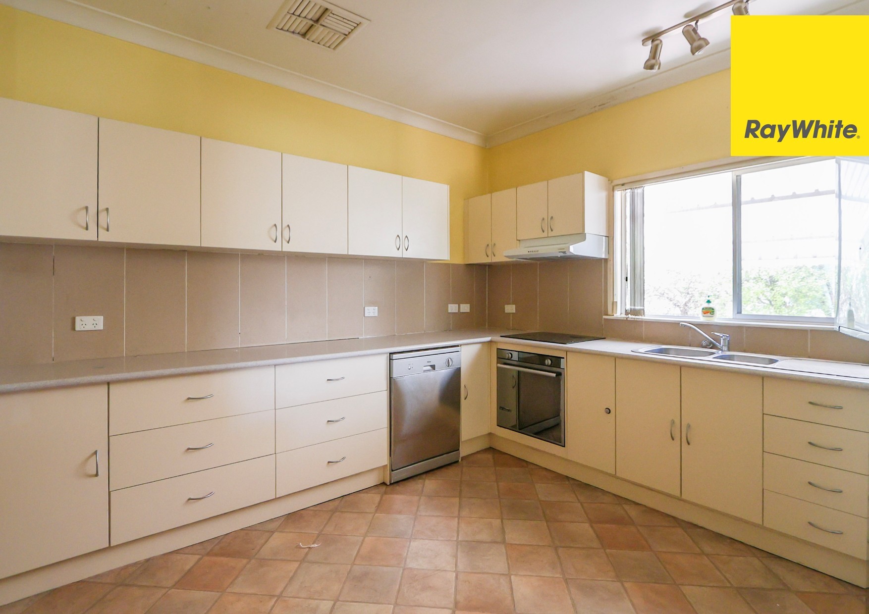 30 Granville Street, Inverell, NSW 2360