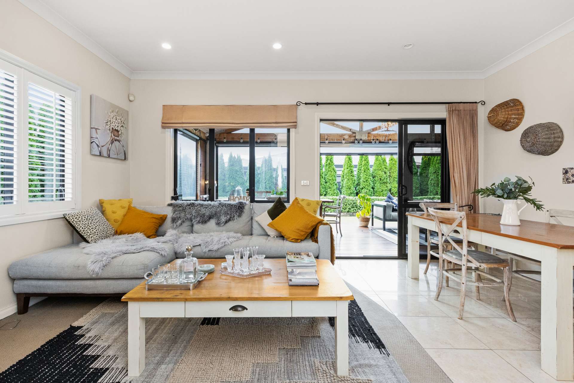 19 Heynes Place photo 3