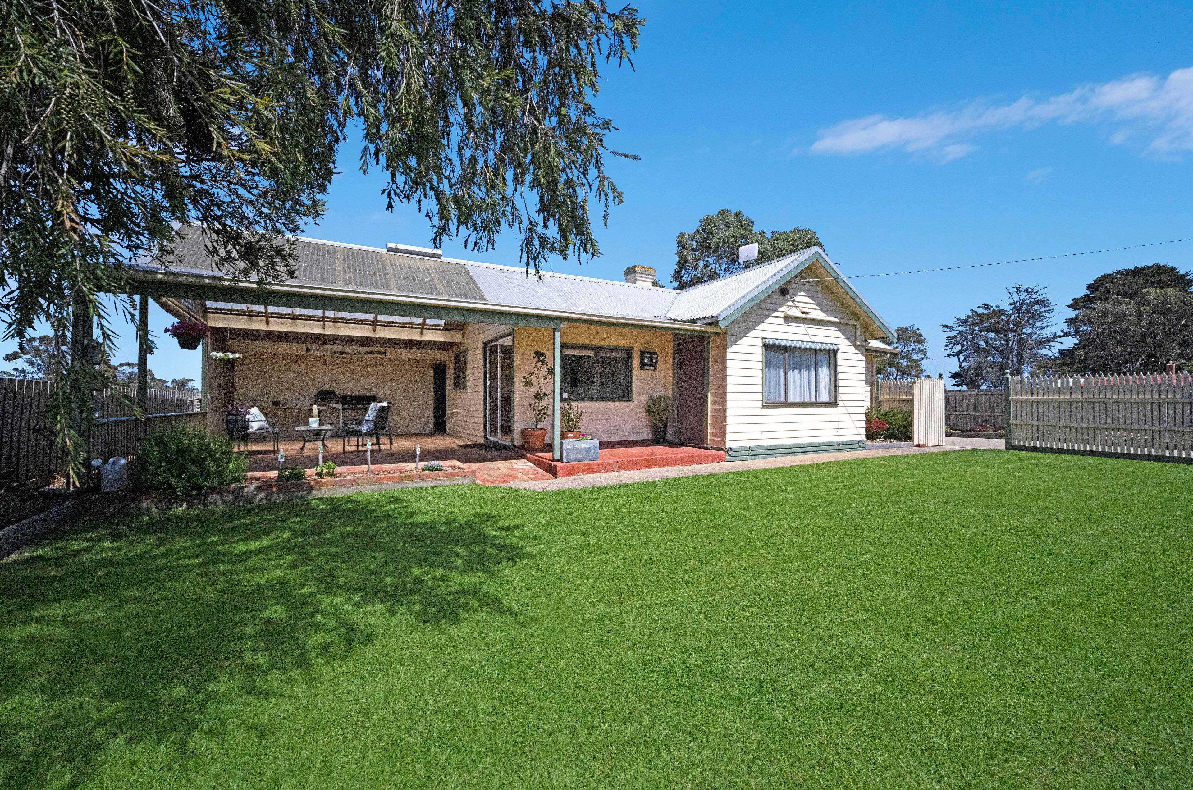 59 Station Street , Allansford VIC 3277