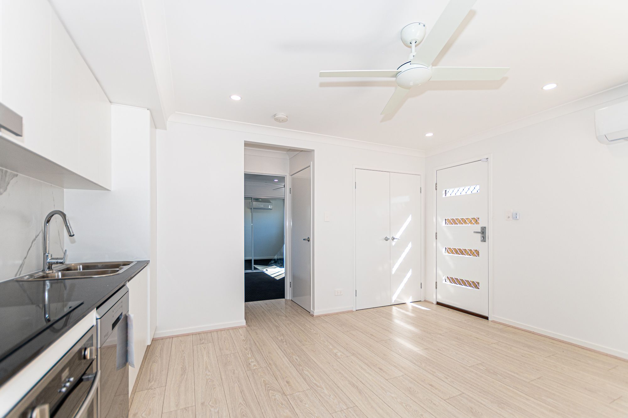 1/10 Pierro Place, Logan Reserve, QLD 4133