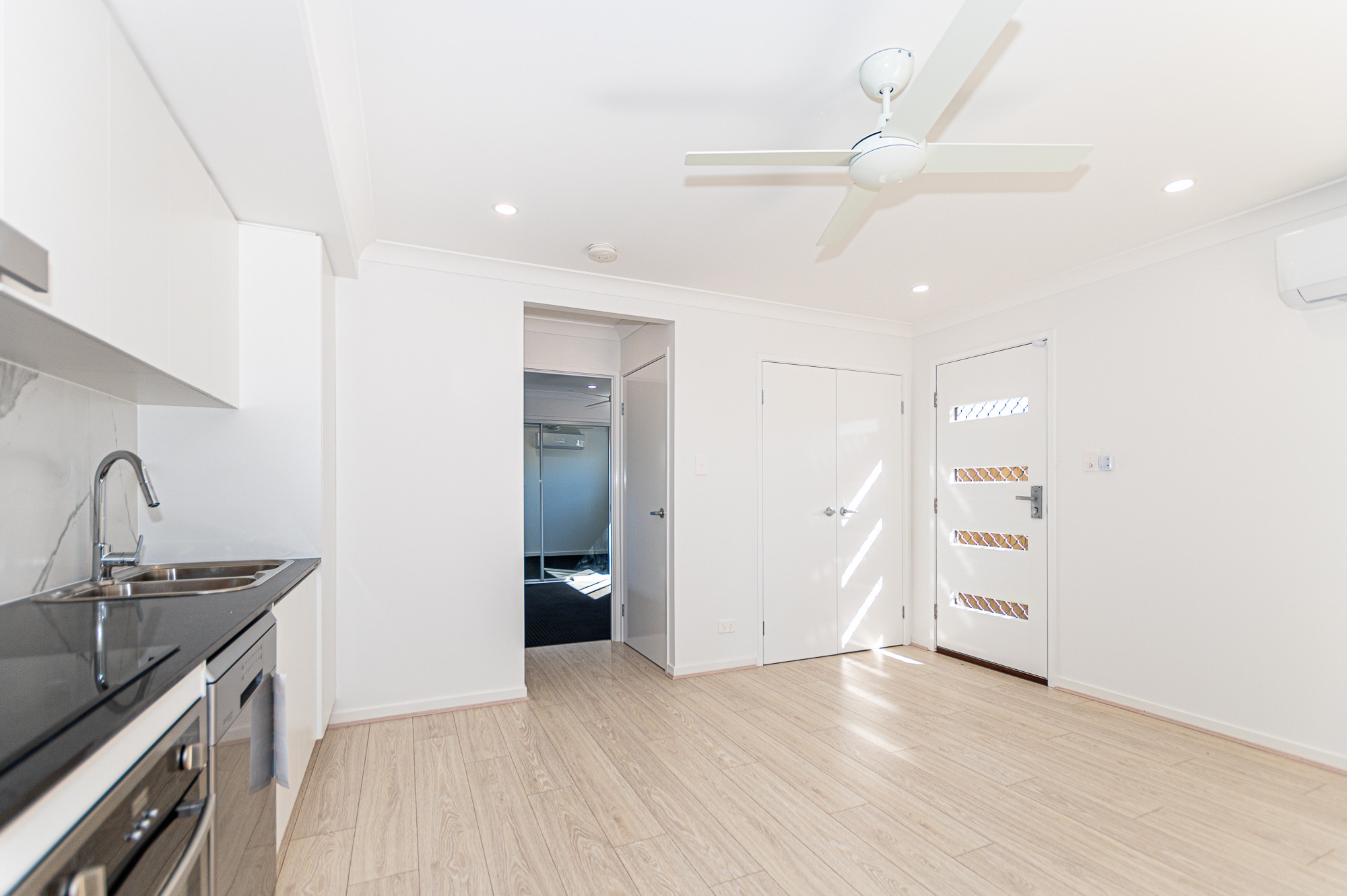 1/10 Pierro Place, Logan Reserve, QLD 4133