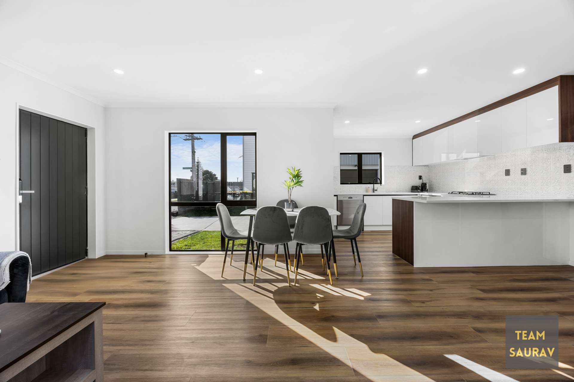 99A Tui Road photo 1