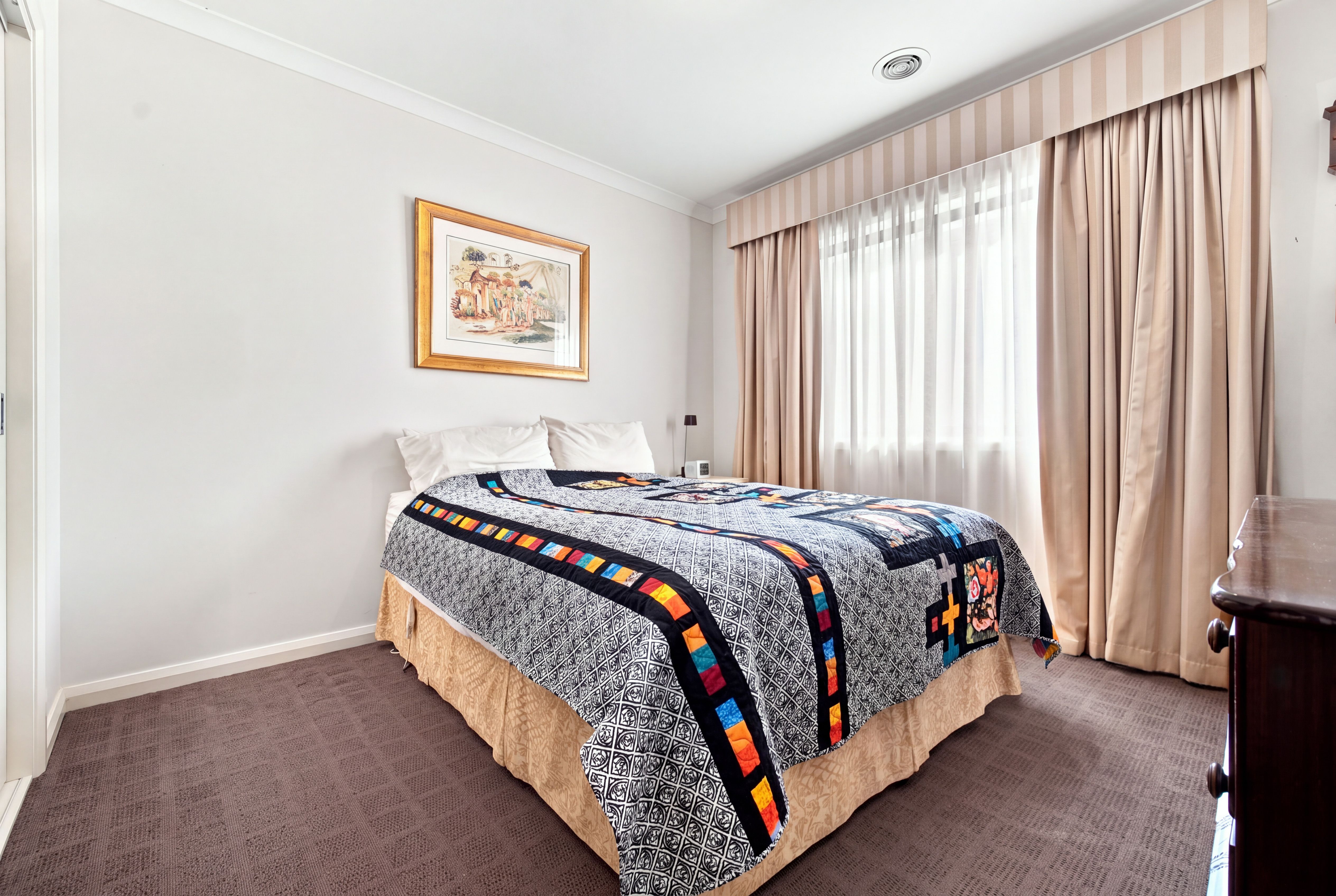 9 Kingsbarn Court — photo 12 of 23