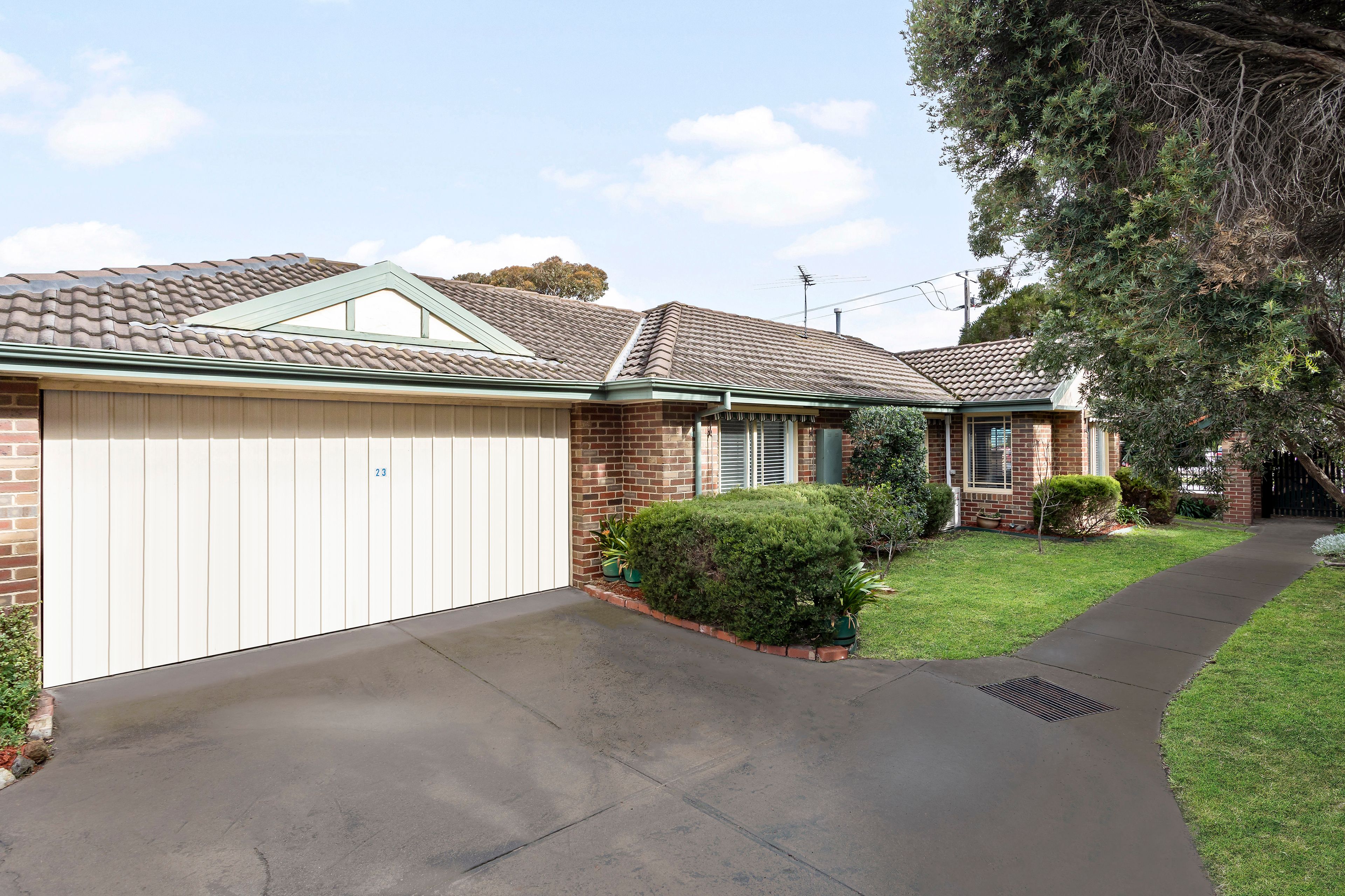 23 Tintern Mews, Cheltenham, VIC 3192