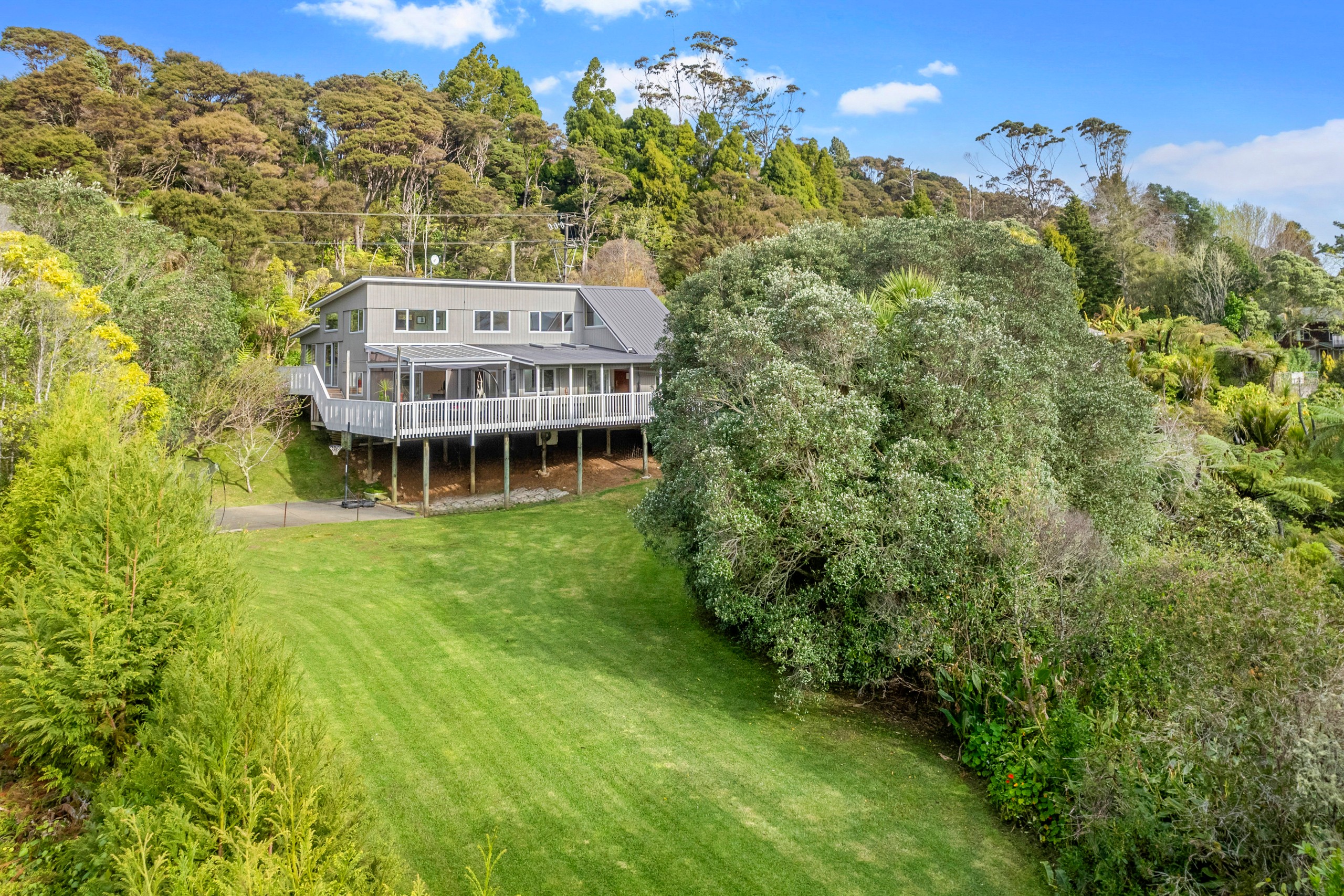 192 Carter Road, Oratia, Waitakere City