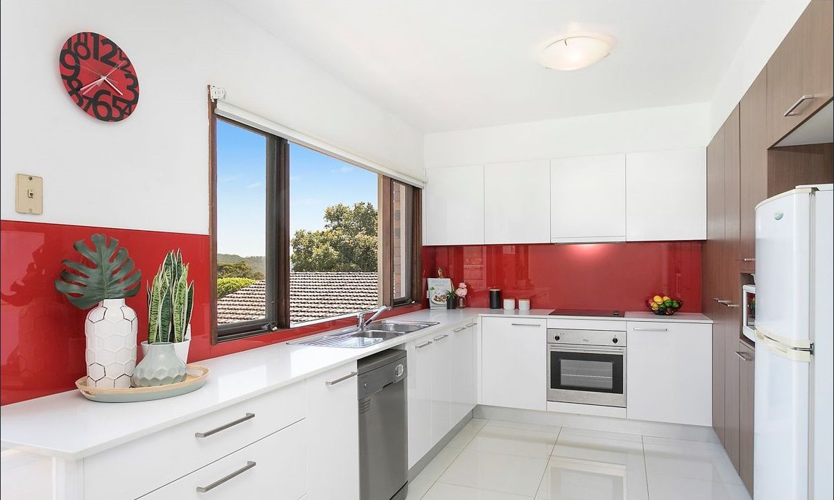 10 Cranbrook Place, Illawong, NSW 2234