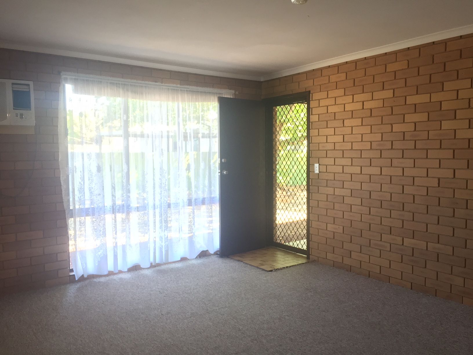 3/6 Kokoda Street, Ashmont, NSW 2650
