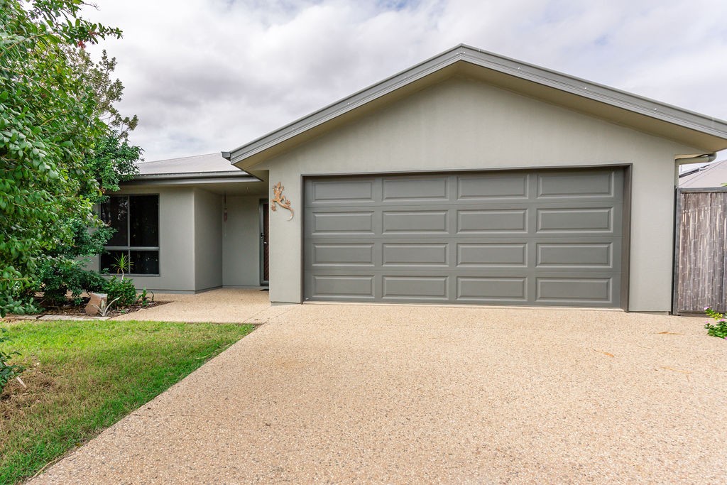 38 Blue Gums Drive, Emerald, QLD 4720