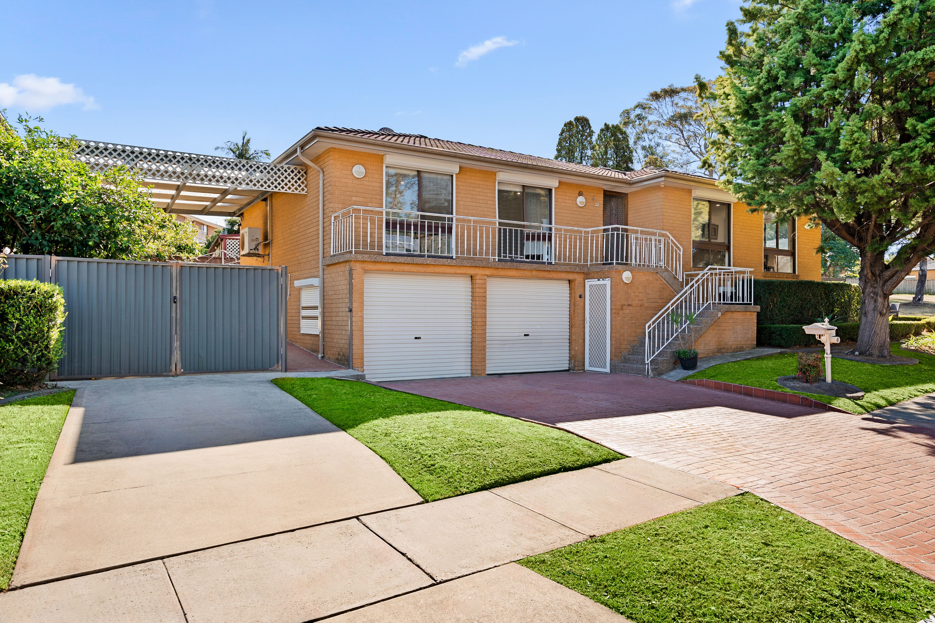 33 Corio Road, Prairiewood NSW 2176