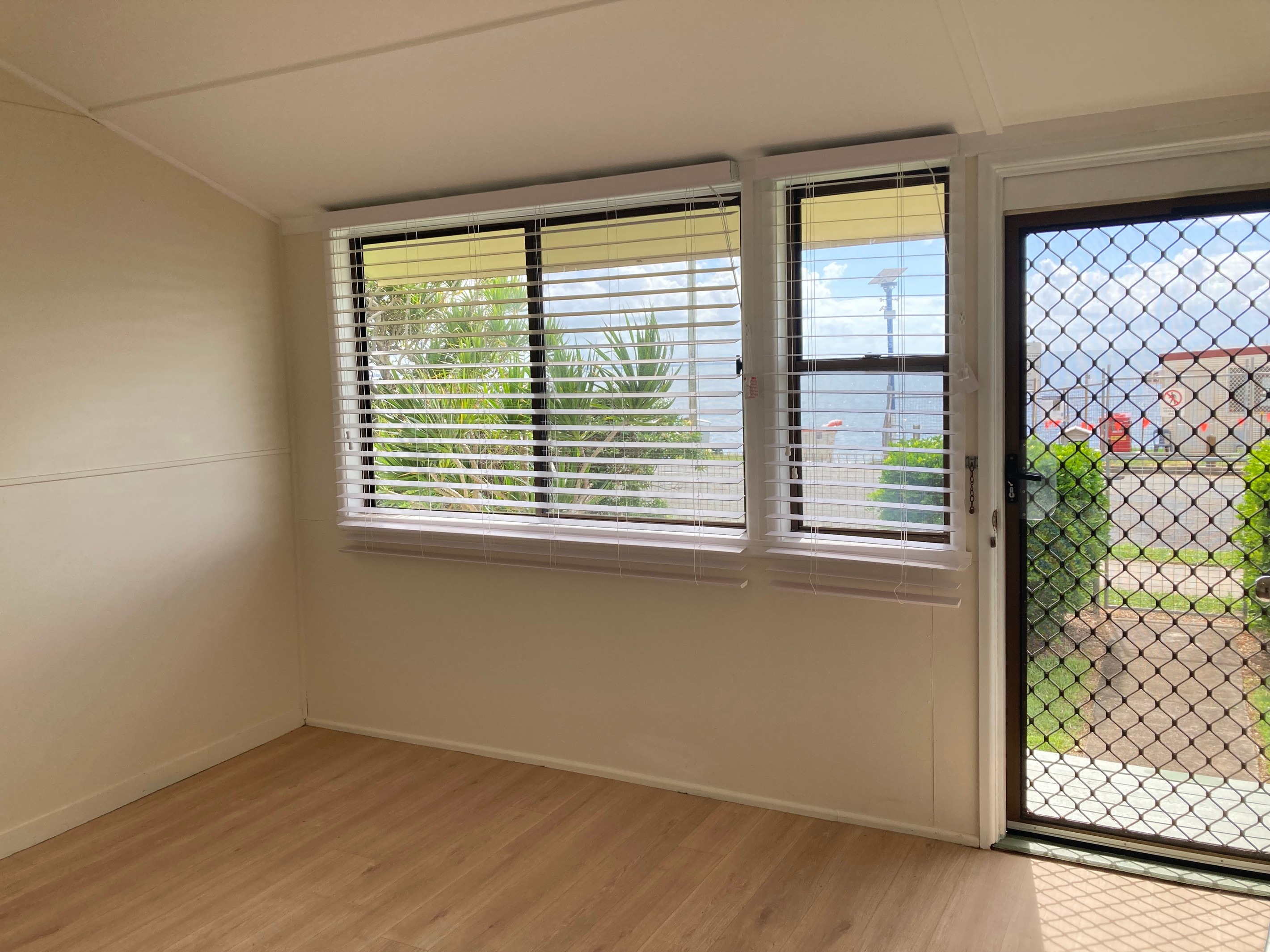 5 Captain Cook Parade, Deception Bay, QLD 4508