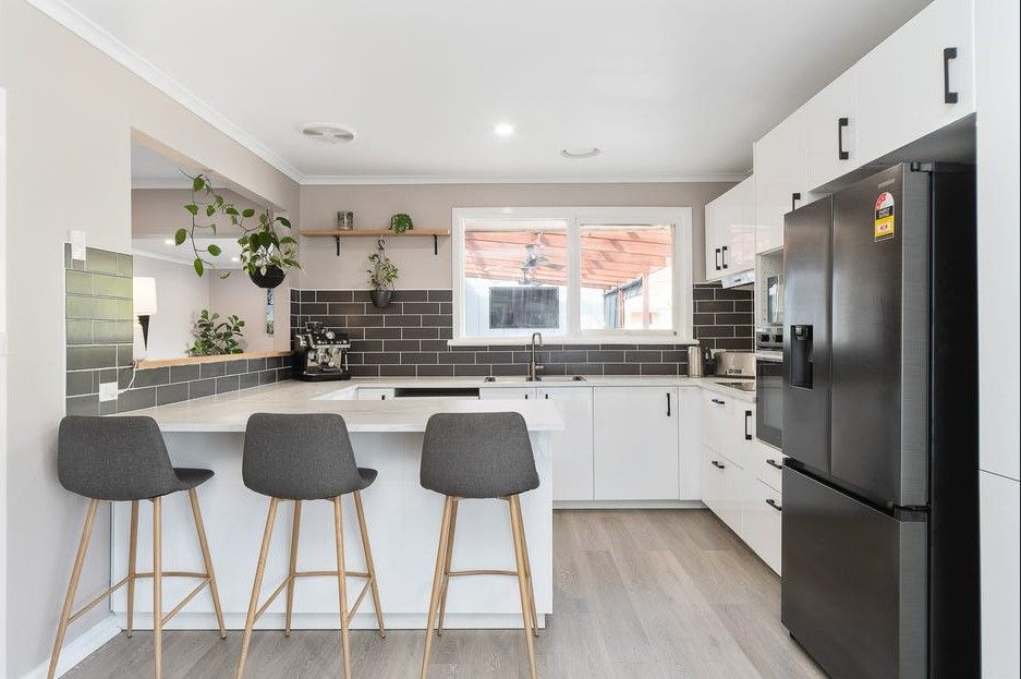 81 Kirkwood Avenue, Seaford VIC 3198