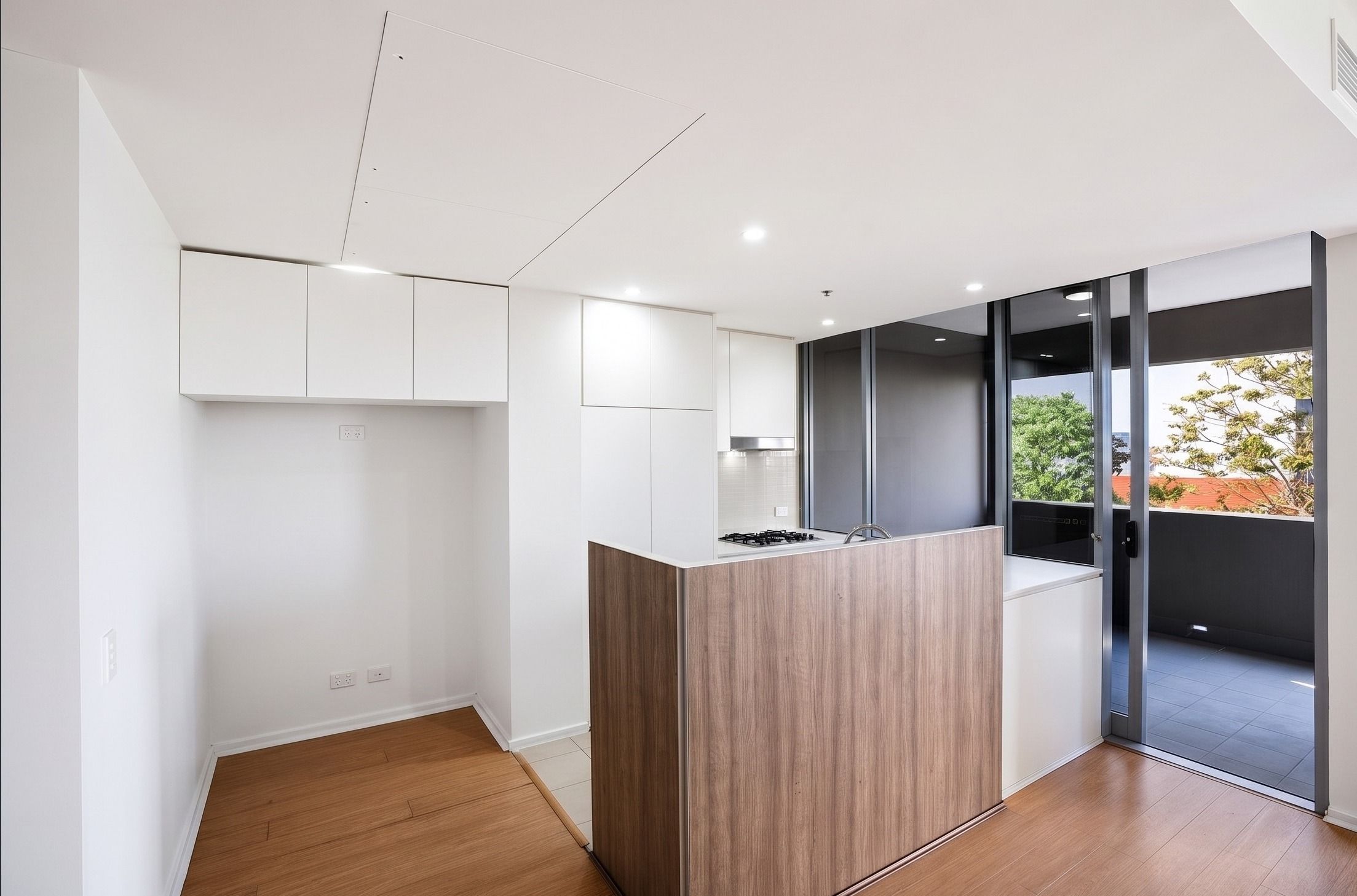 B306/1 Jack Brabham Drive — photo 6 of 19