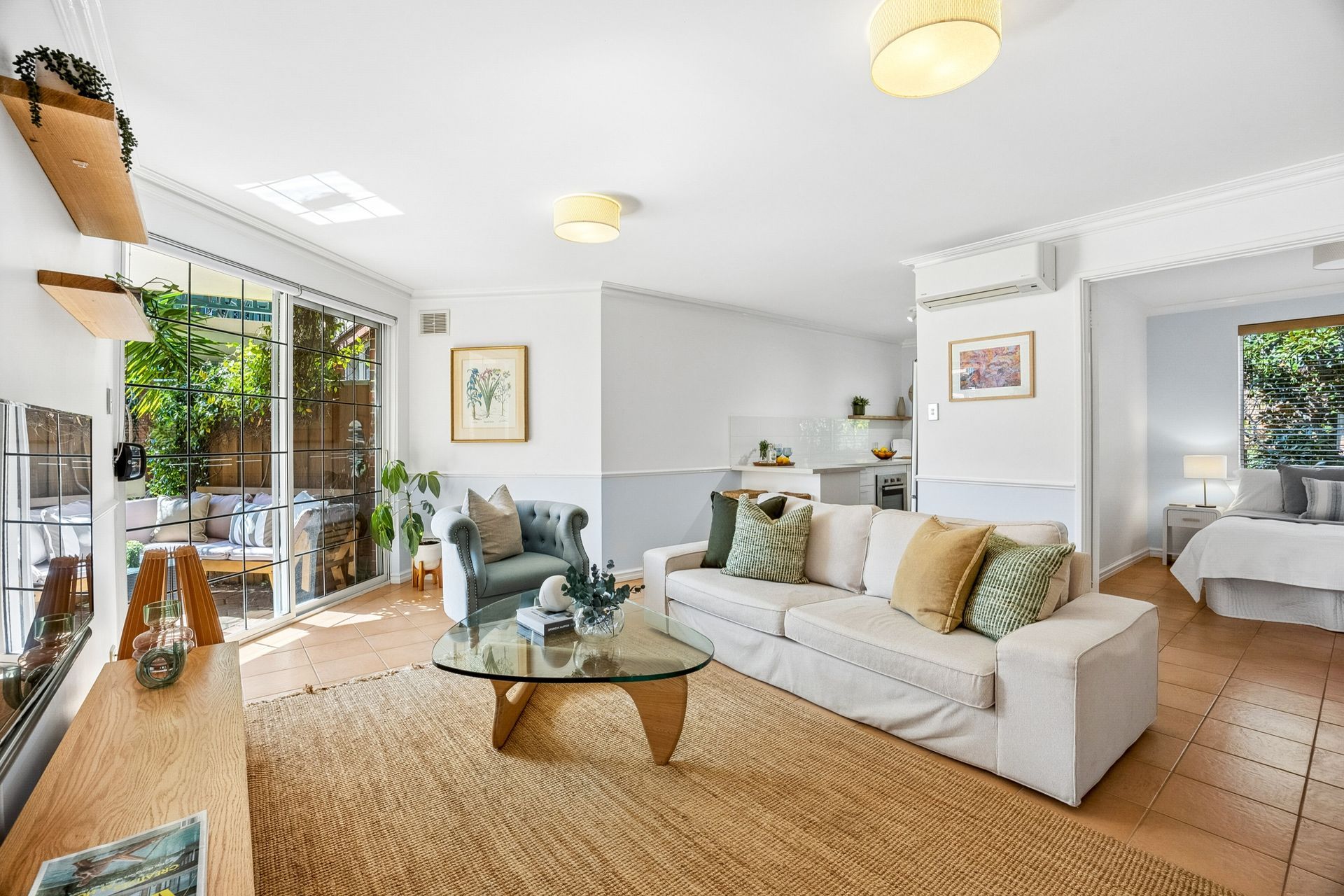 8/6 Stuart Street — photo from Ray White Cottesloe Mosman Park