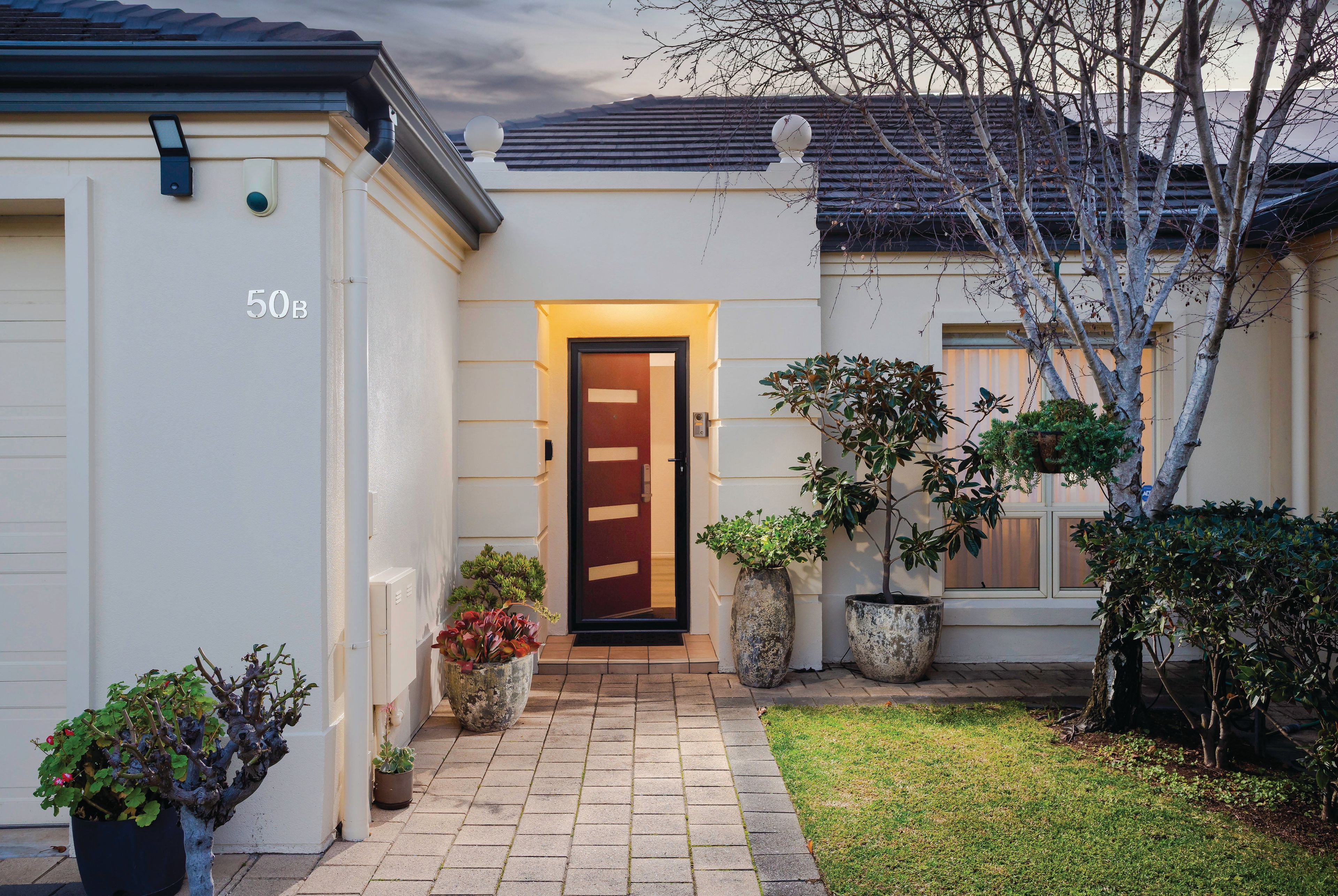 50B Downing Street, Hove, SA 5048